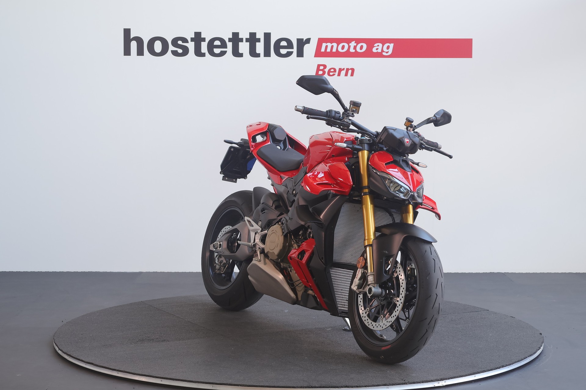 DUCATI Streetfighter V4 S