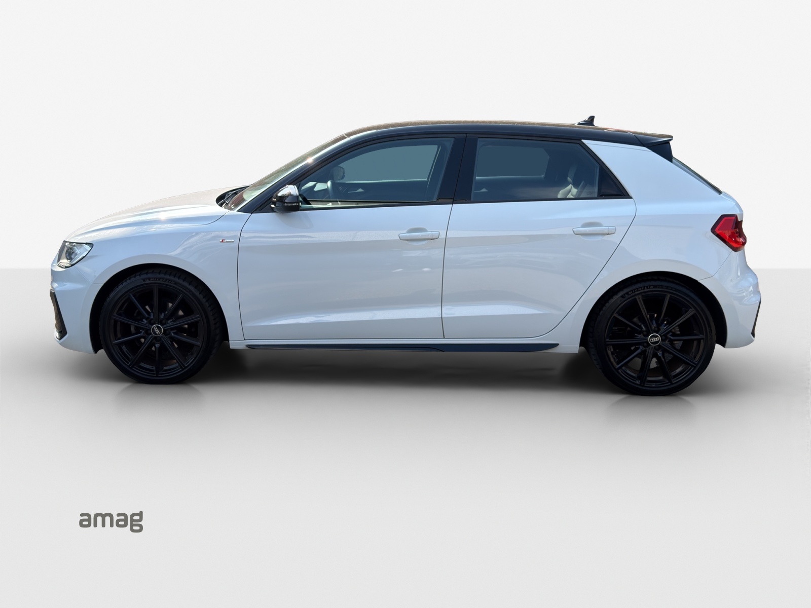 AUDI A1 Sportback 30 TFSI S Line Attraction S-tronic-showroom-element-1