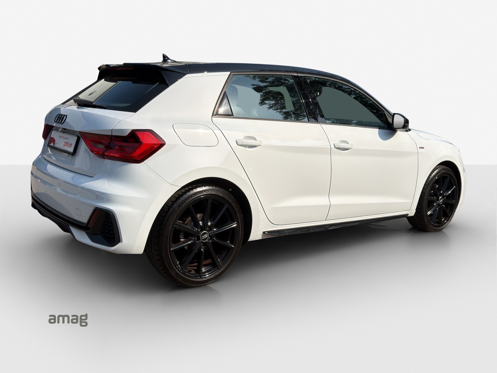 AUDI A1 Sportback 30 TFSI S Line Attraction S-tronic-image-4