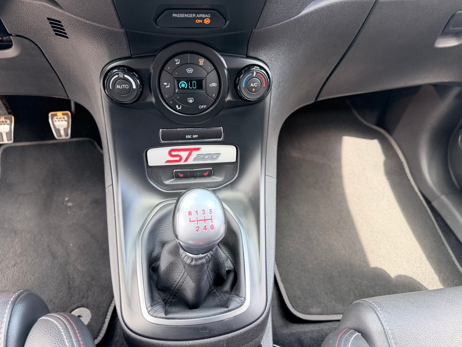 FORD Fiesta 1.6 SCTi ST+++NEUER ZAHNRIEMEN, WASSERPUMPE,MFK+++-image-7