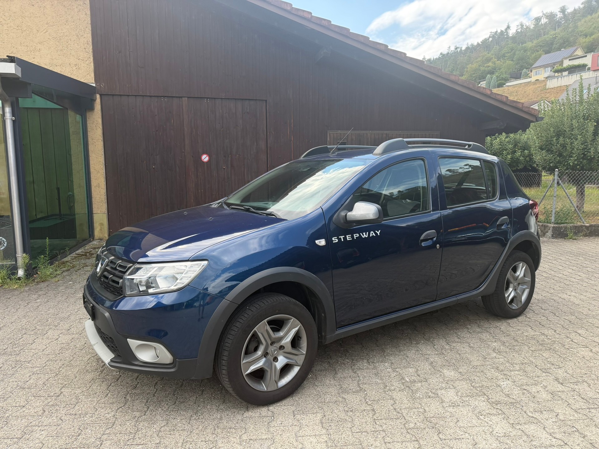 DACIA Sandero Tce 90 Ambiance-image-0
