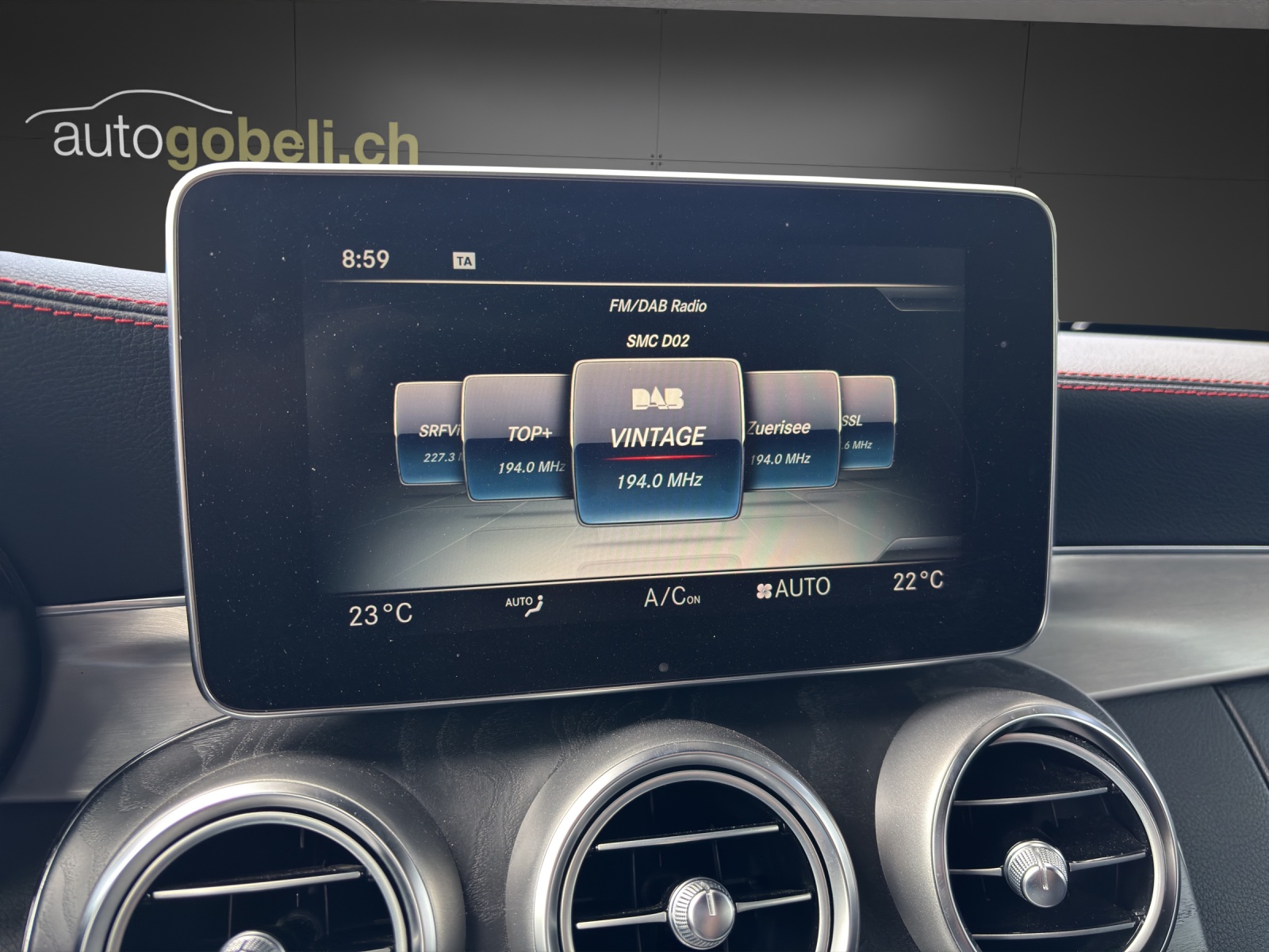 MERCEDES-BENZ C 43 Cabriolet AMG 4Matic 9G-Tronic-image-11