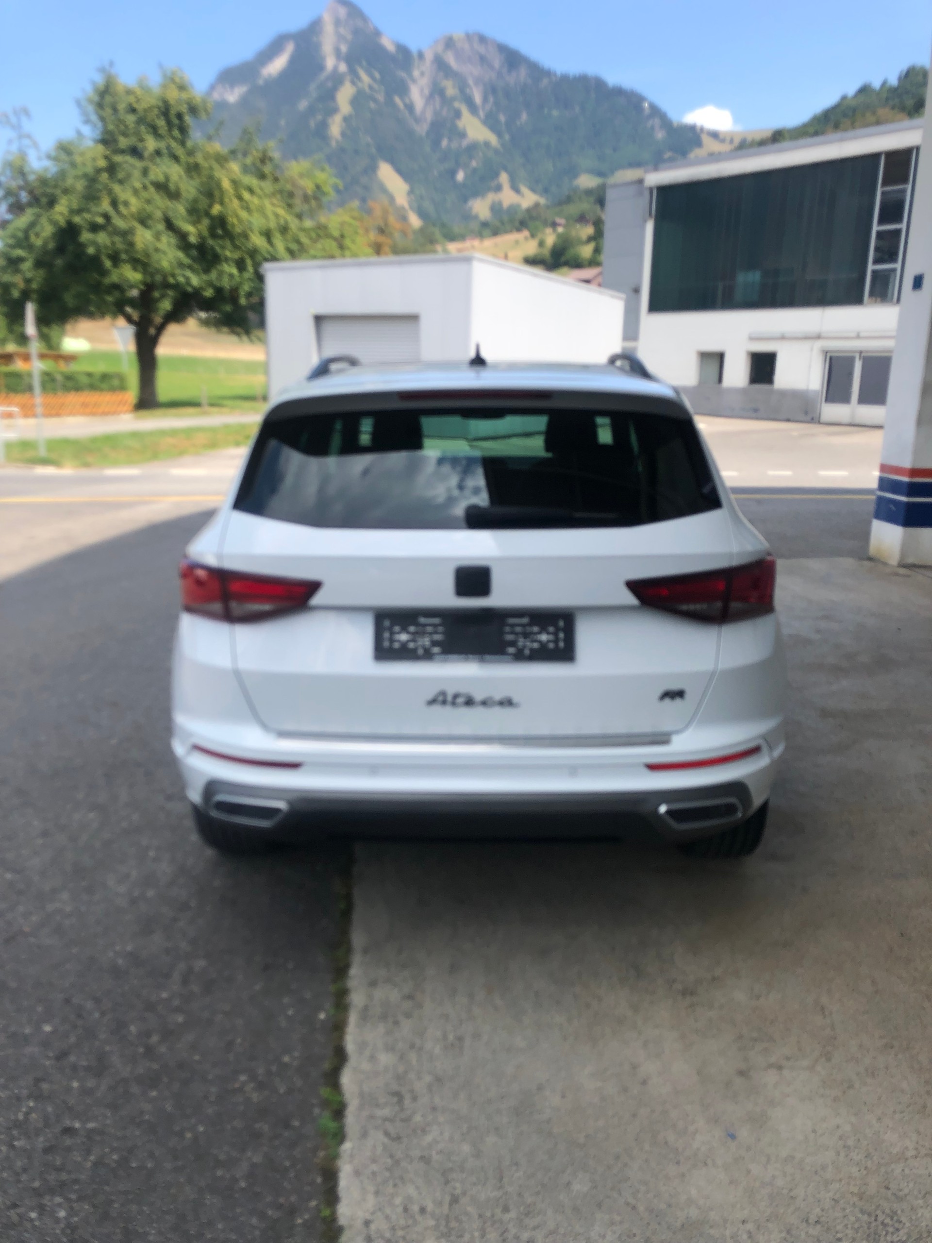 SEAT 1.5 TSI Hola FR DSG-image-1