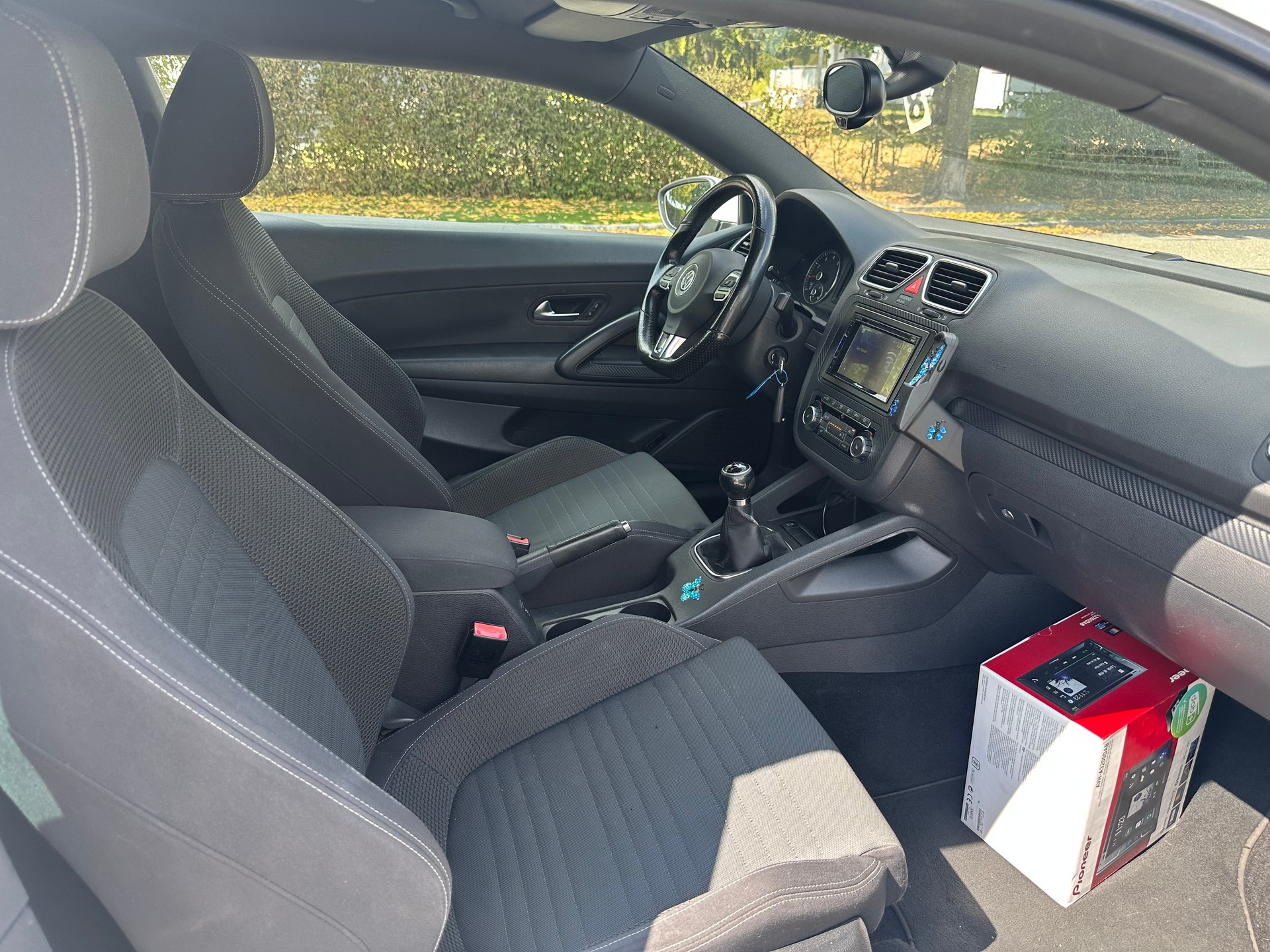VW Scirocco 2.0 TSI-image-4