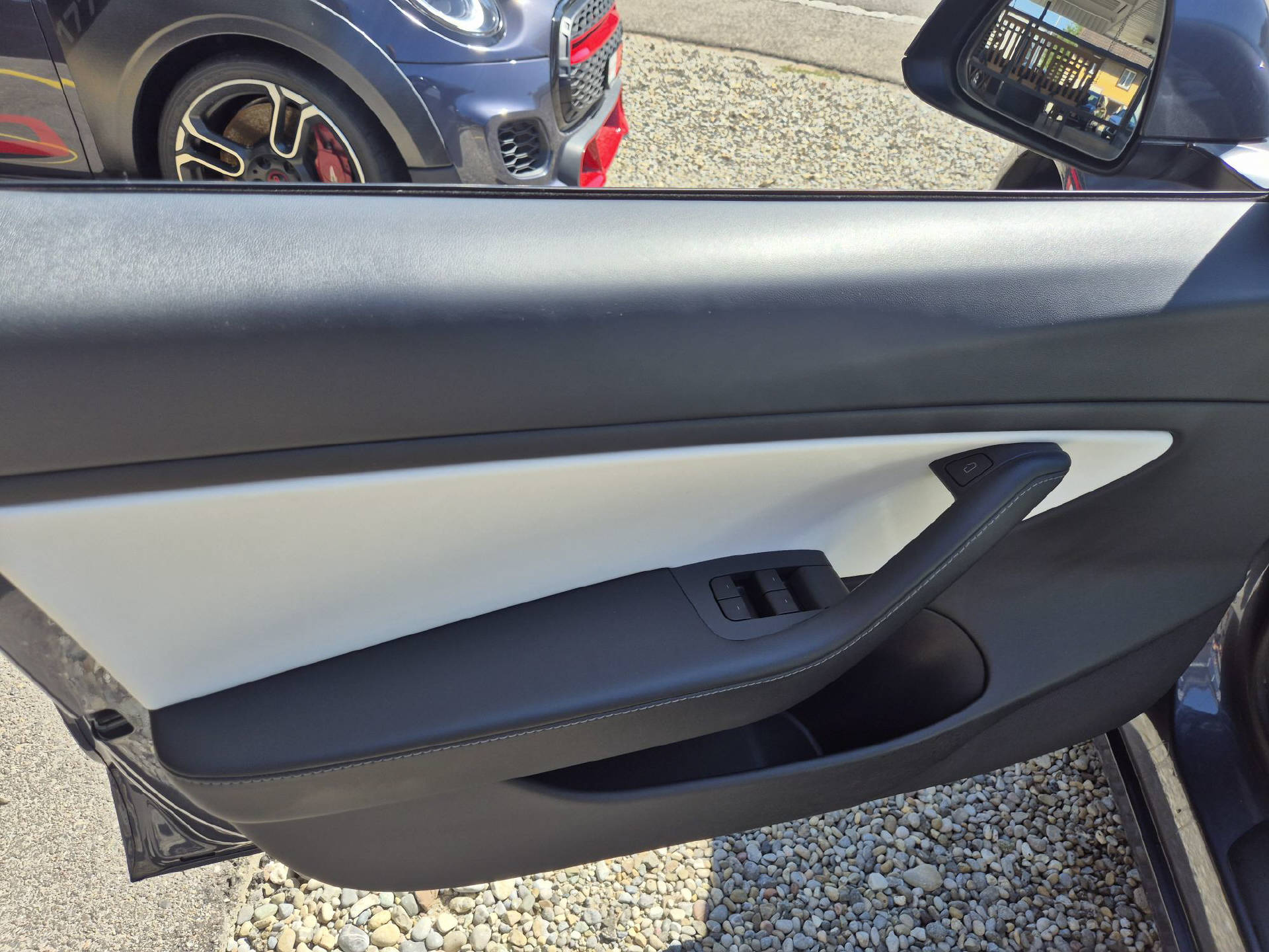 TESLA Model 3 Performance D 75 kWh 512 PS-image-13