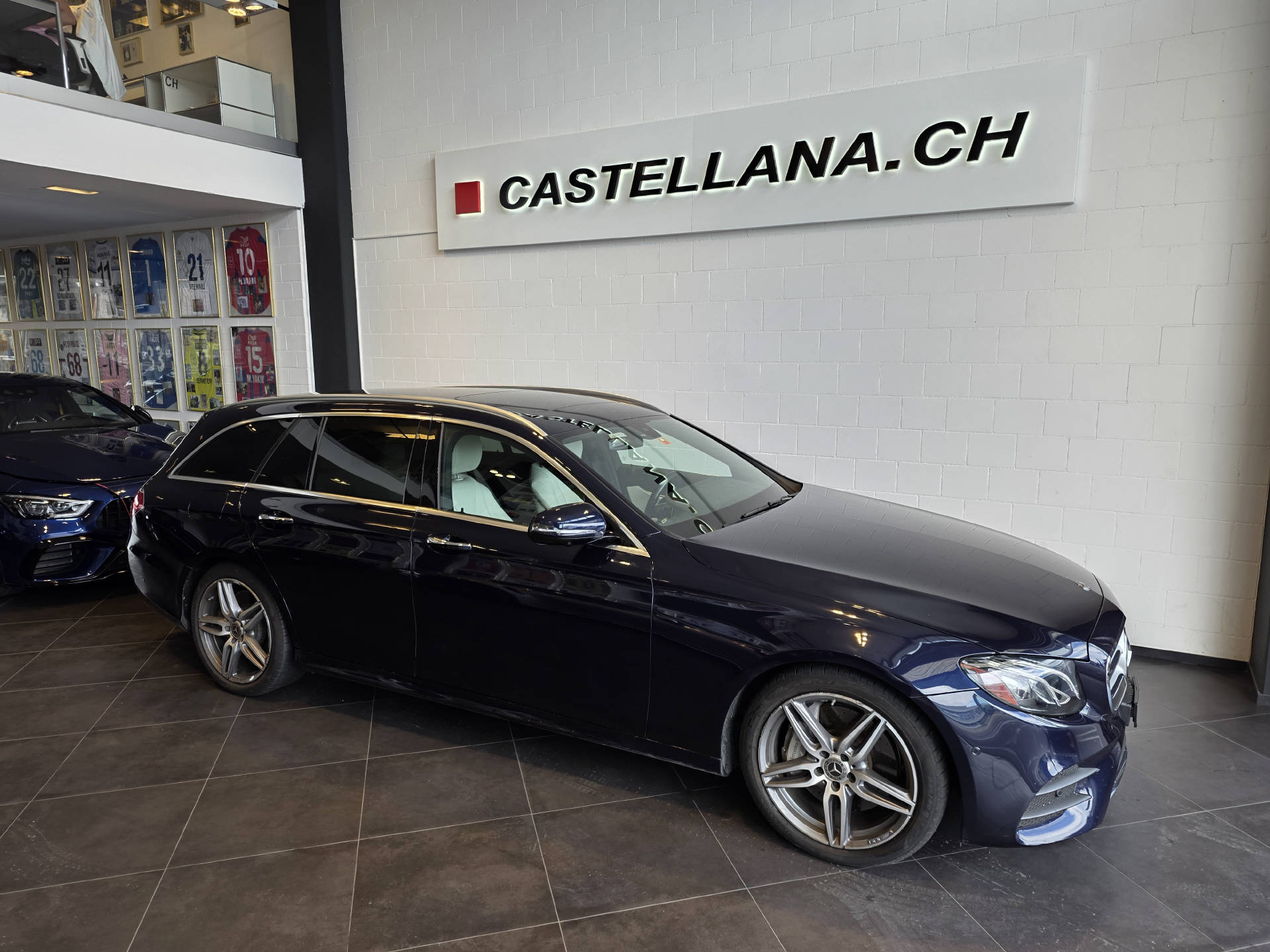 MERCEDES-BENZ E 450 Avantgarde 4matic Kombi