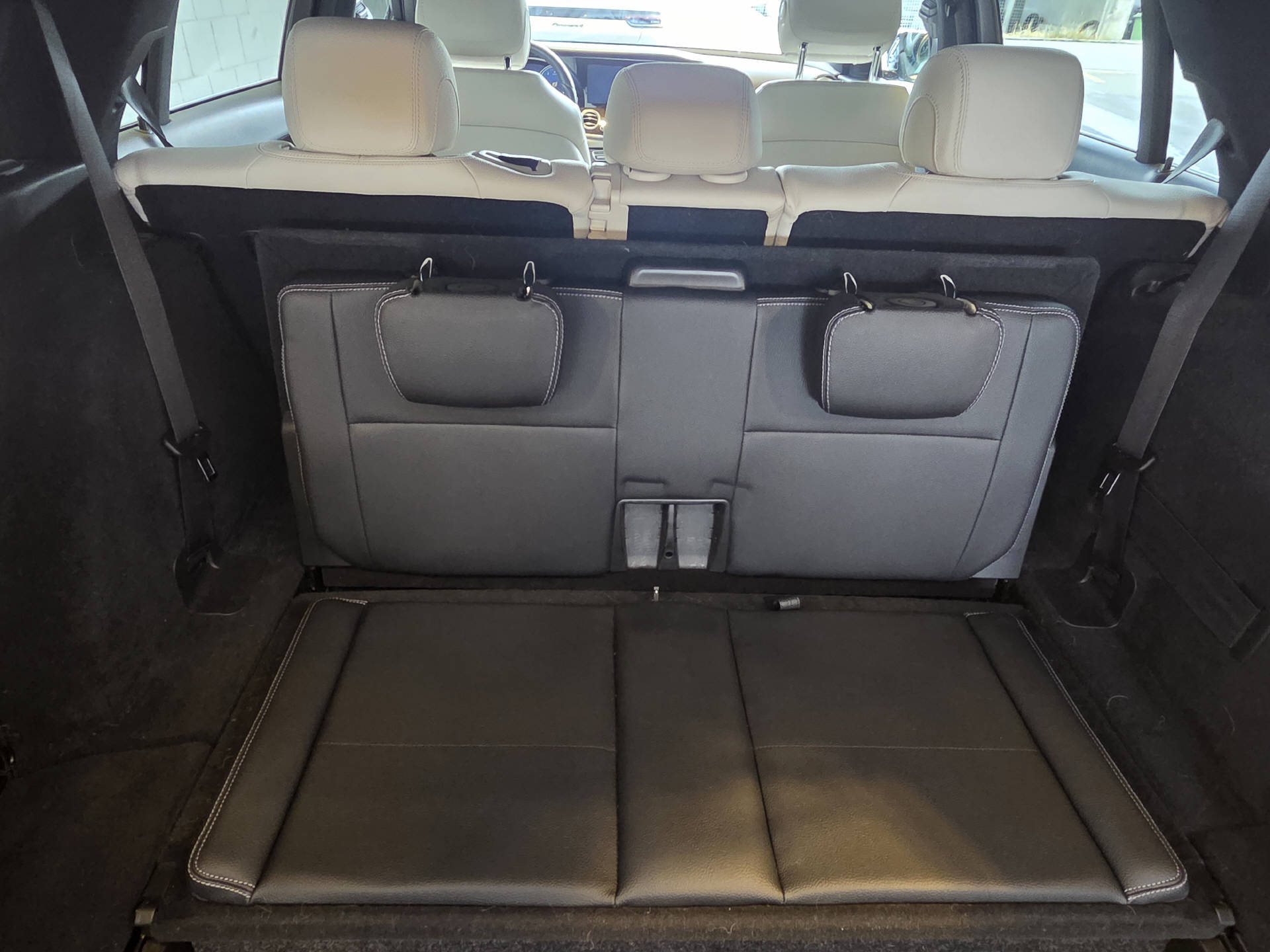 MERCEDES-BENZ E 450 Avantgarde 4matic Kombi-image-15