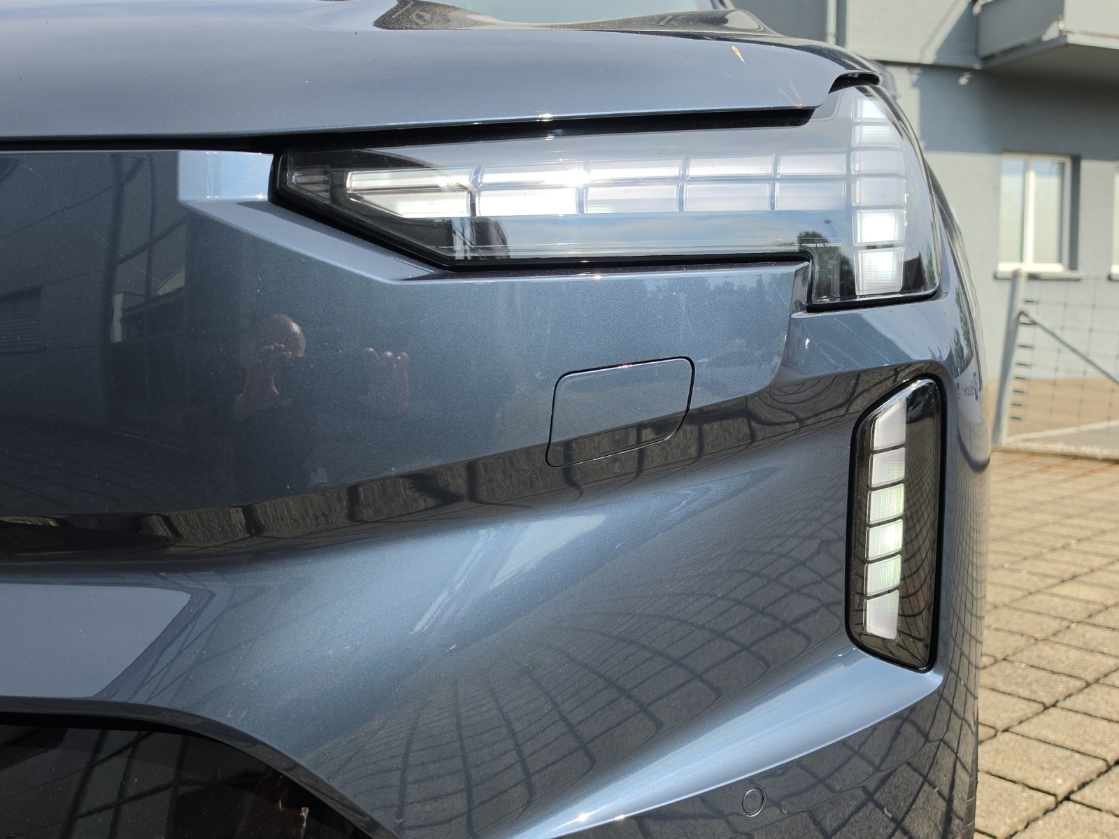 VOLVO EX90 Twin Performance Ultra AWD-image-7