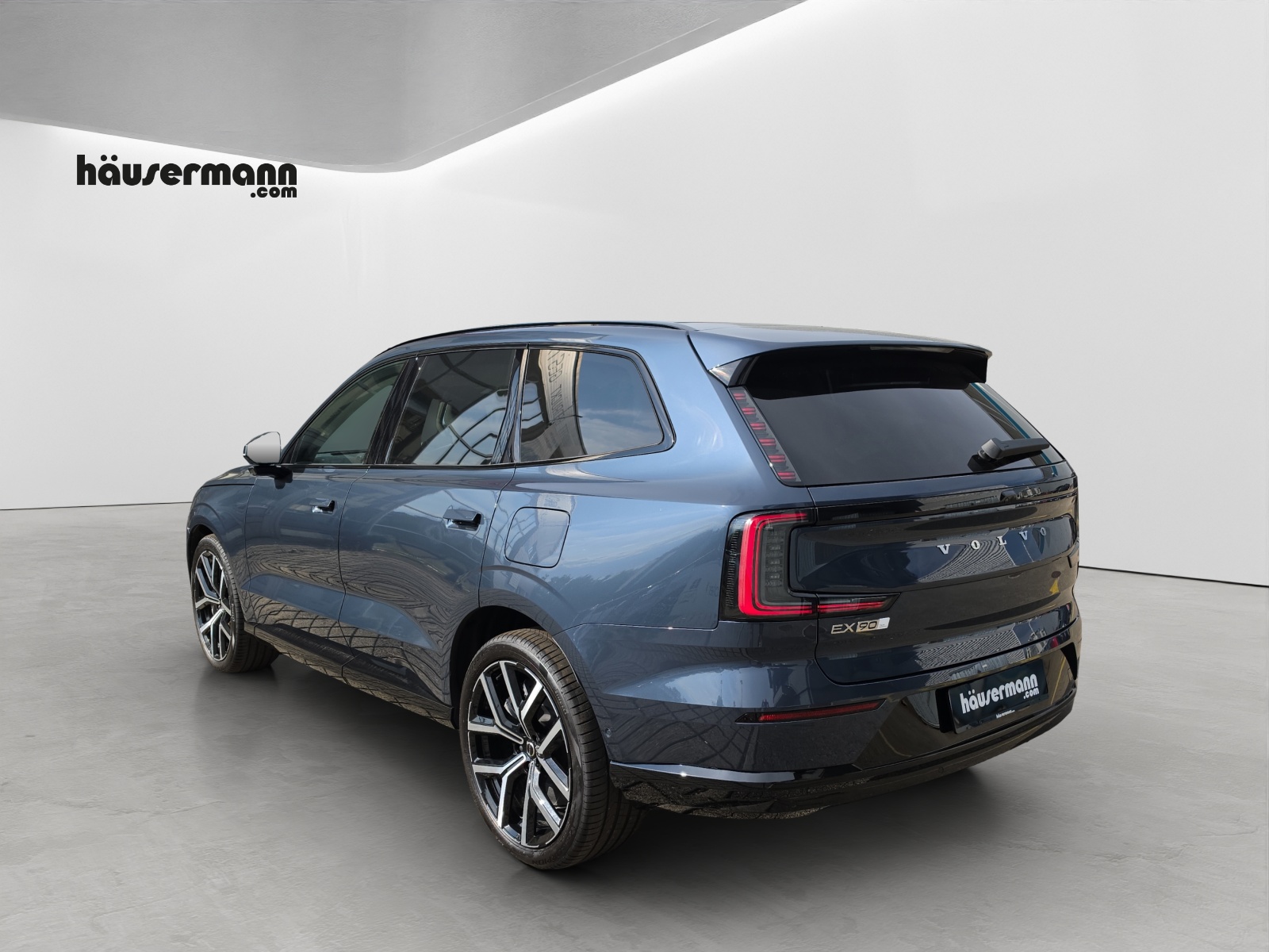 VOLVO EX90 Twin Performance Ultra AWD-showroom-element-3
