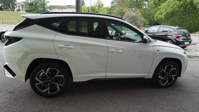HYUNDAI Tucson 1.6 HEV N-Line 4WD-image-3