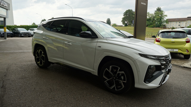 HYUNDAI Tucson 1.6 HEV N-Line 4WD-image-4