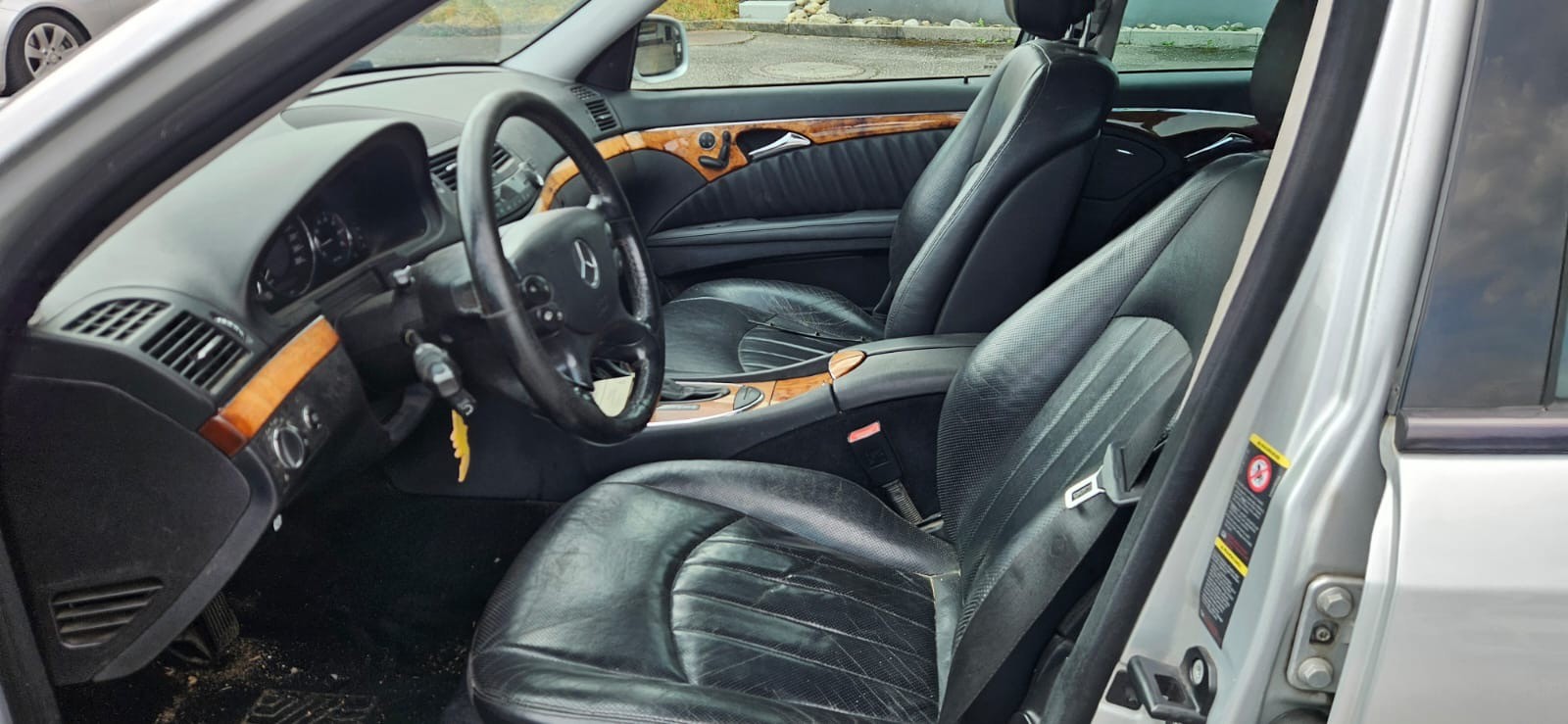 MERCEDES-BENZ E 350 Avantgarde 7G-Tronic-image-9