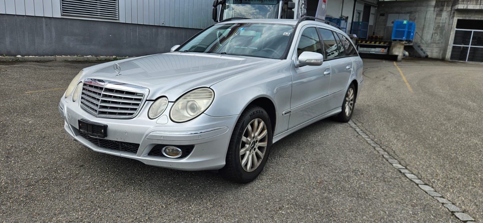 MERCEDES-BENZ E 350 Avantgarde 7G-Tronic-image-4