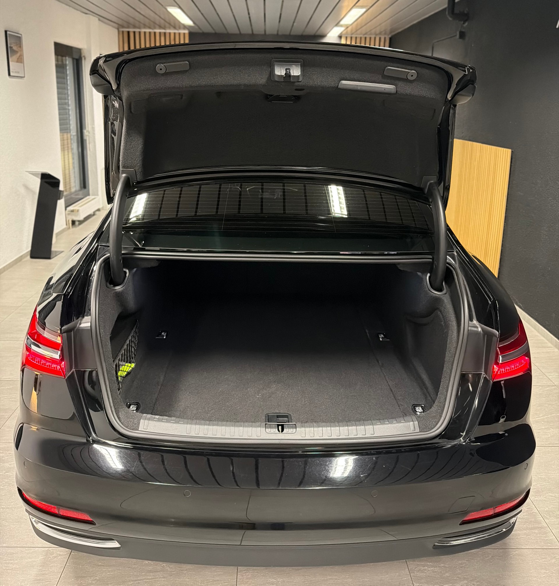 AUDI A6 Limousine 45 TFSI quattro S-tronic-image-5