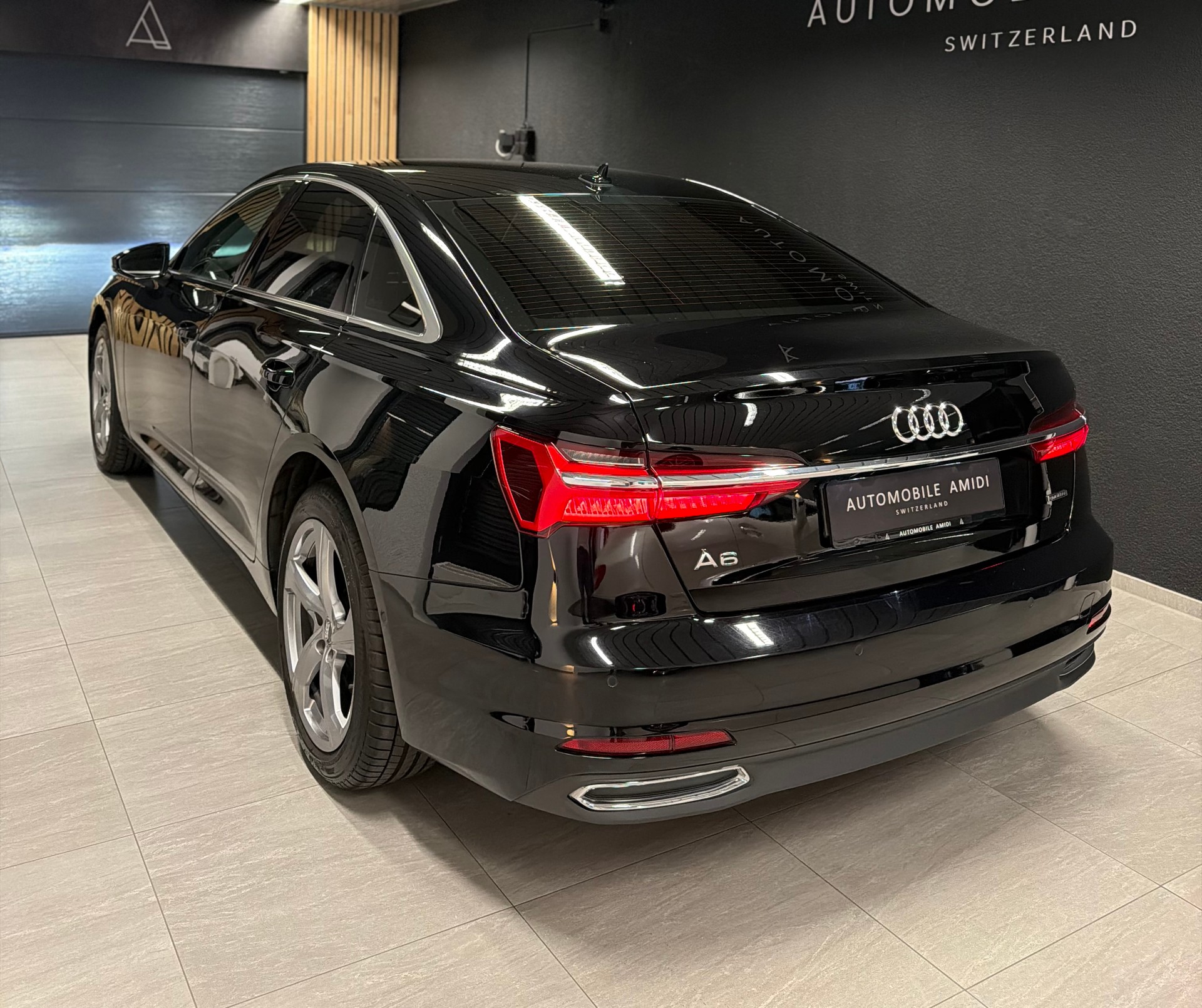 AUDI A6 Limousine 45 TFSI quattro S-tronic-image-2