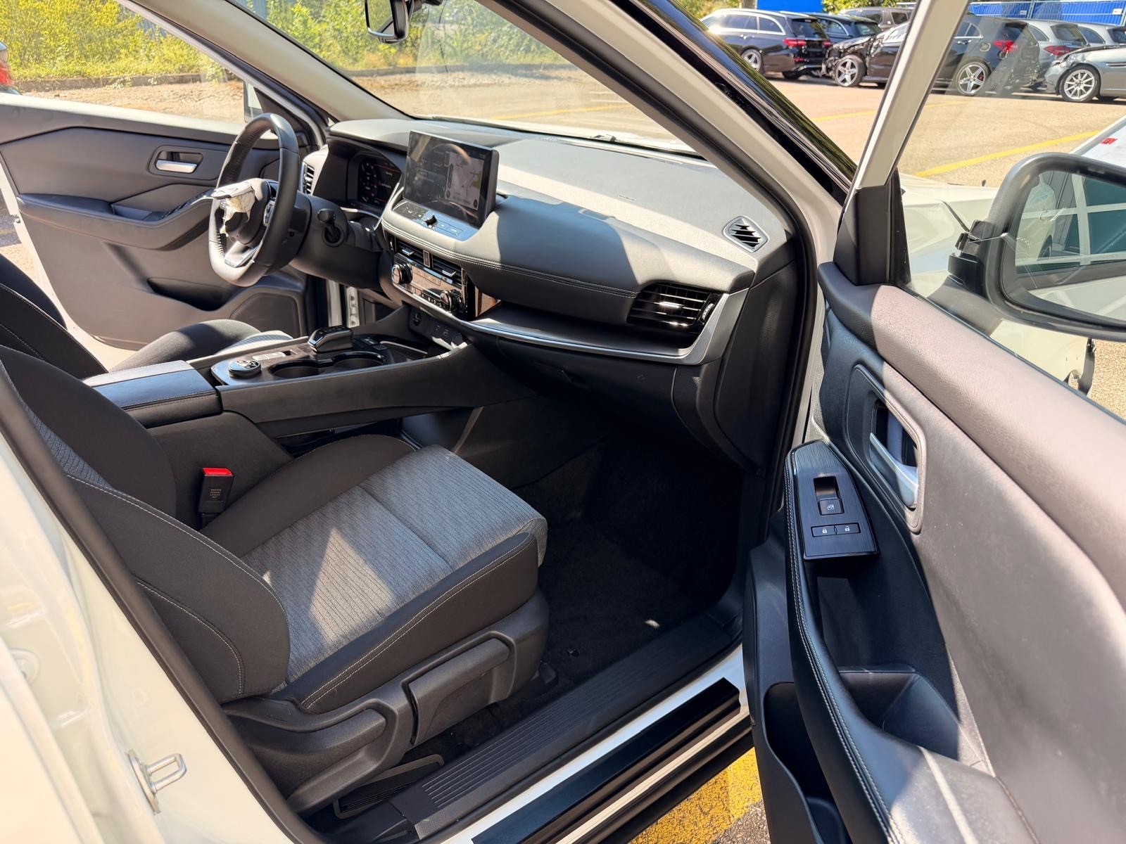 NISSAN X-Trail 1.5 VC-T e-Power 4WD N-Connecta-image-12