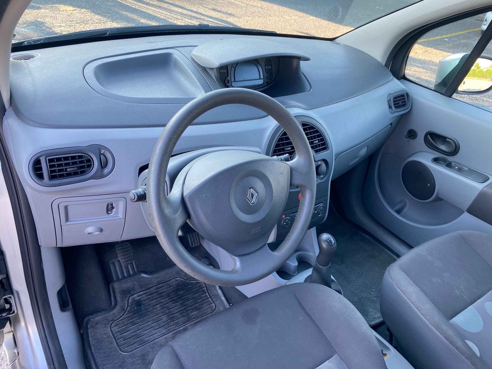 RENAULT Modus 1.2 16V Authentique-image-4