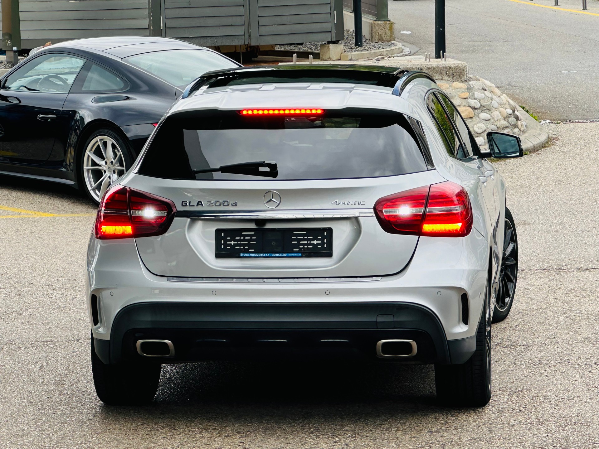MERCEDES-BENZ GLA 200 CDI AMG Line 4Matic 7G-DCT-image-12