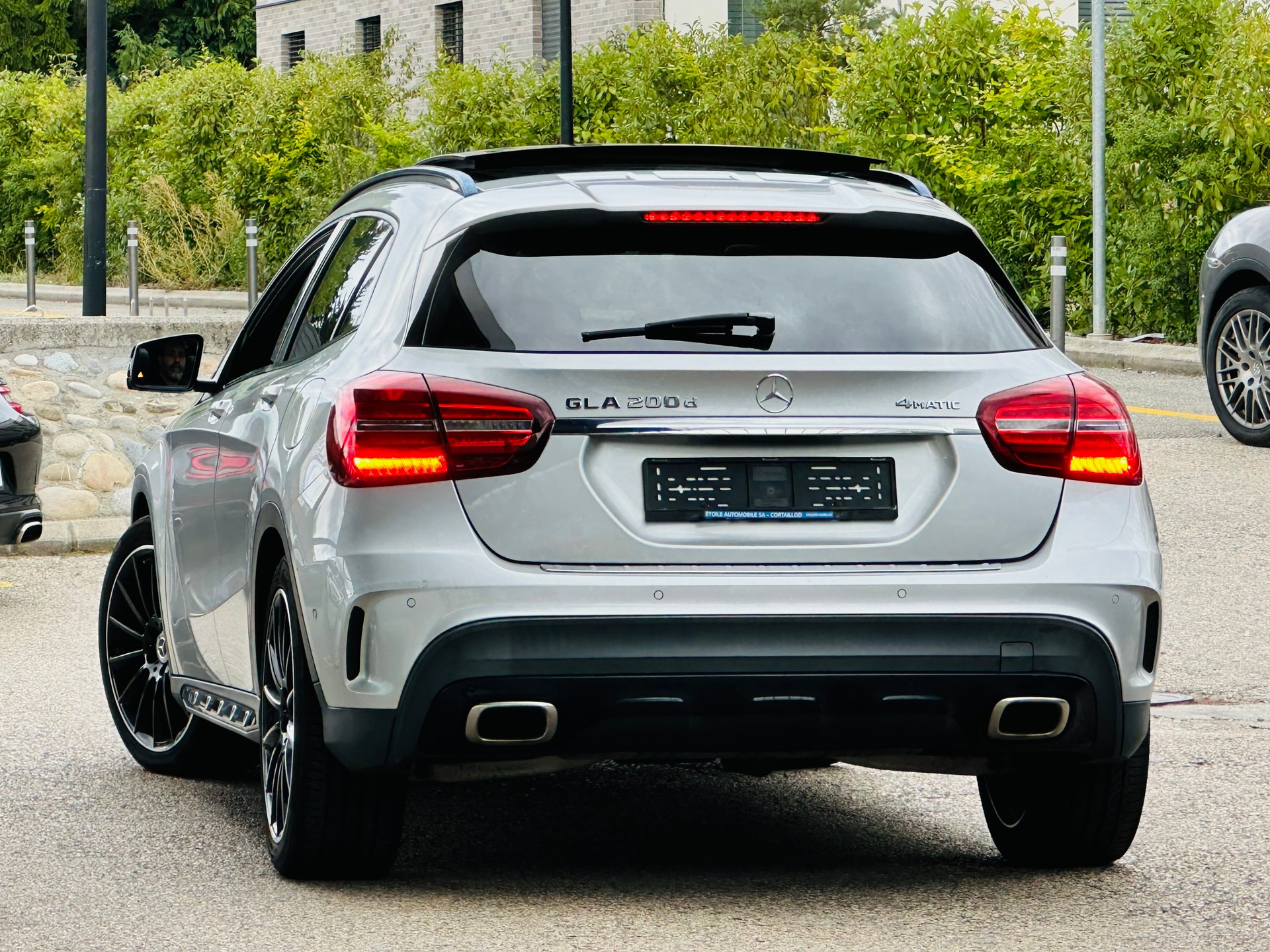 MERCEDES-BENZ GLA 200 CDI AMG Line 4Matic 7G-DCT-image-11