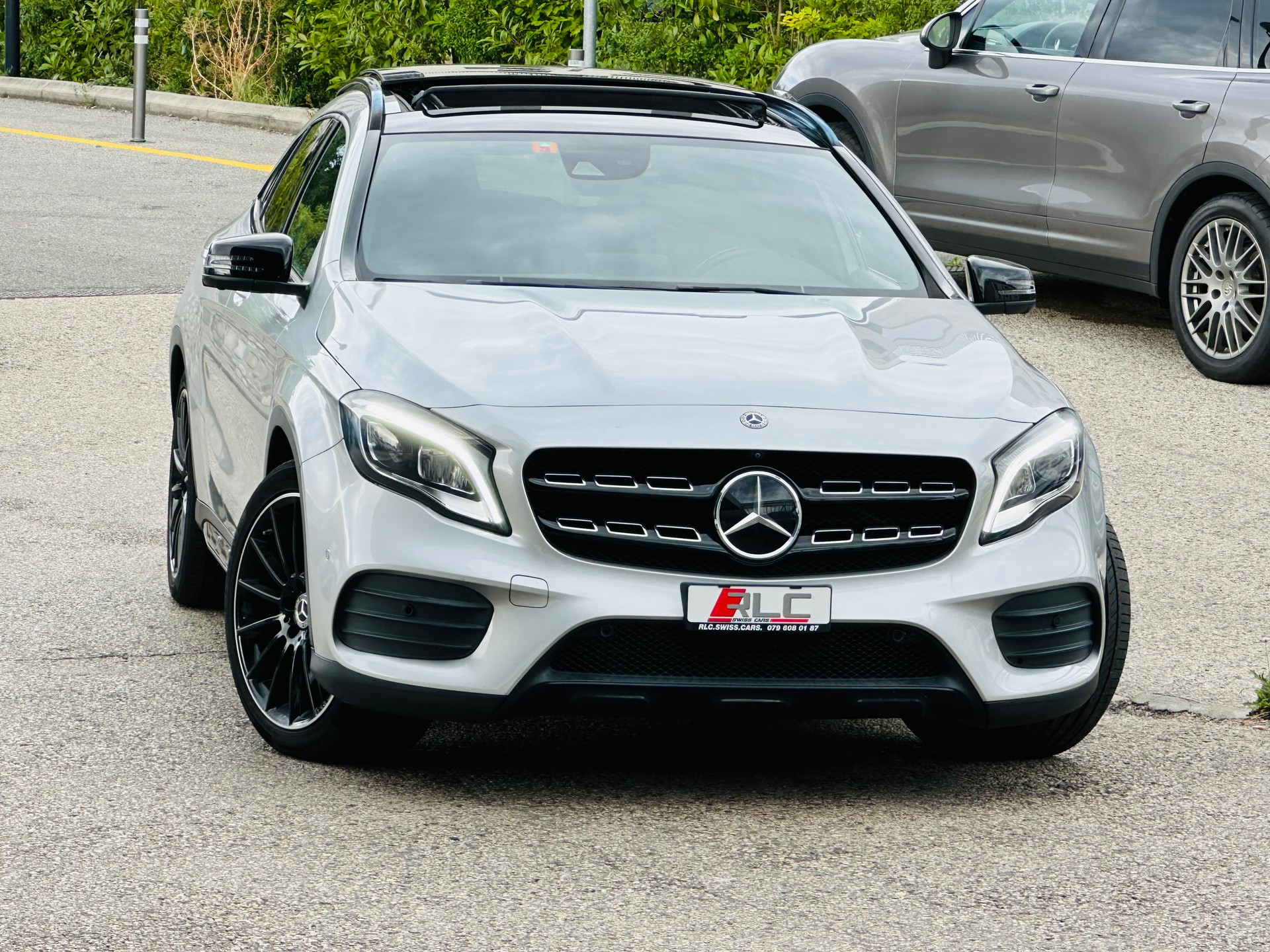 MERCEDES-BENZ GLA 200 CDI AMG Line 4Matic 7G-DCT-image-3