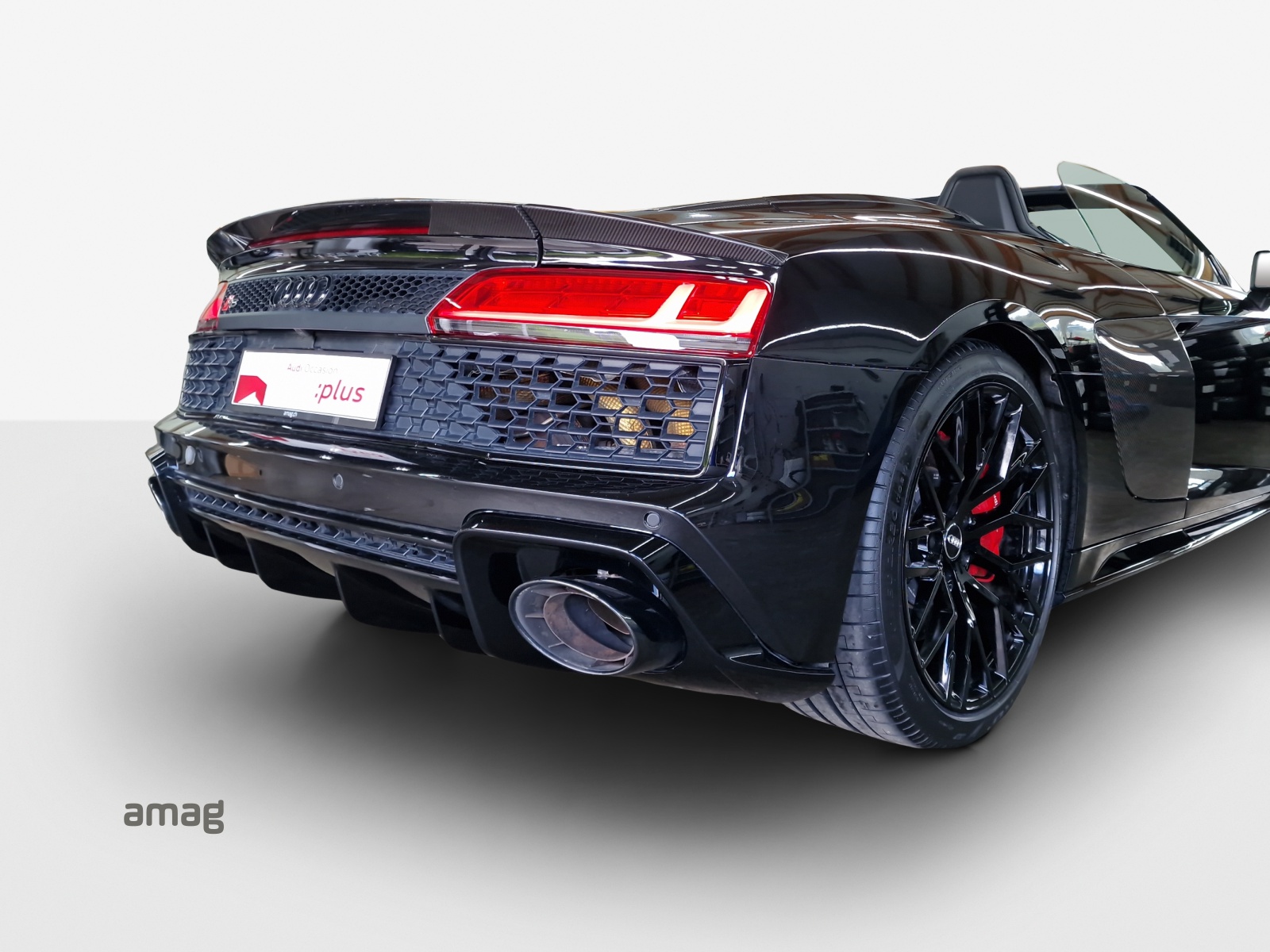 AUDI R8 Spyder performance S-Tronic-image-16