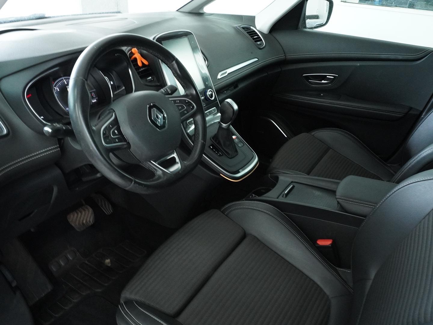 RENAULT Scénic 1.6 dCi Bose EDC-image-2
