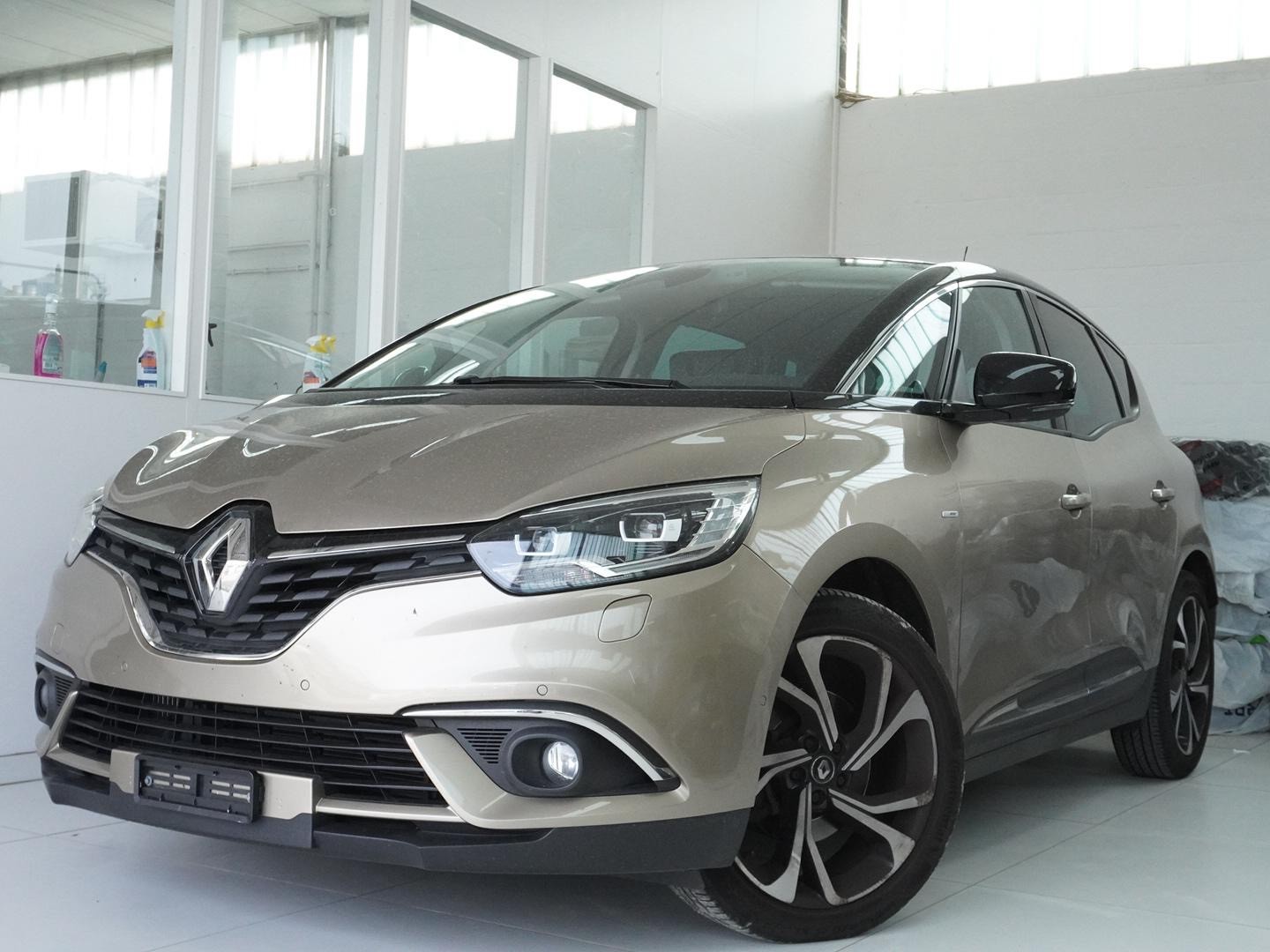 RENAULT Scénic 1.6 dCi Bose EDC-image-0