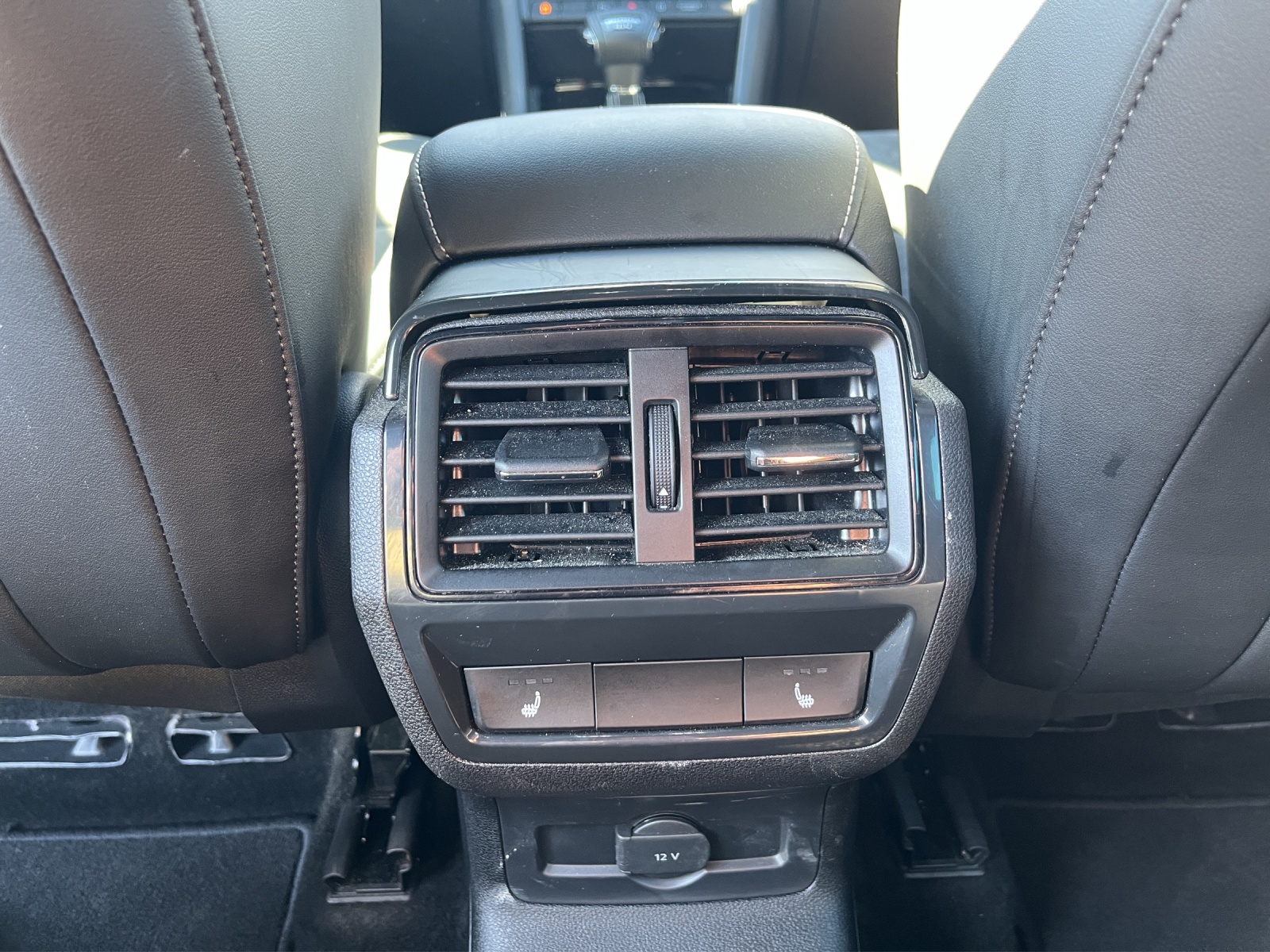 SKODA Karoq 2.0 TSI SportLine 4x4 DSG-image-15