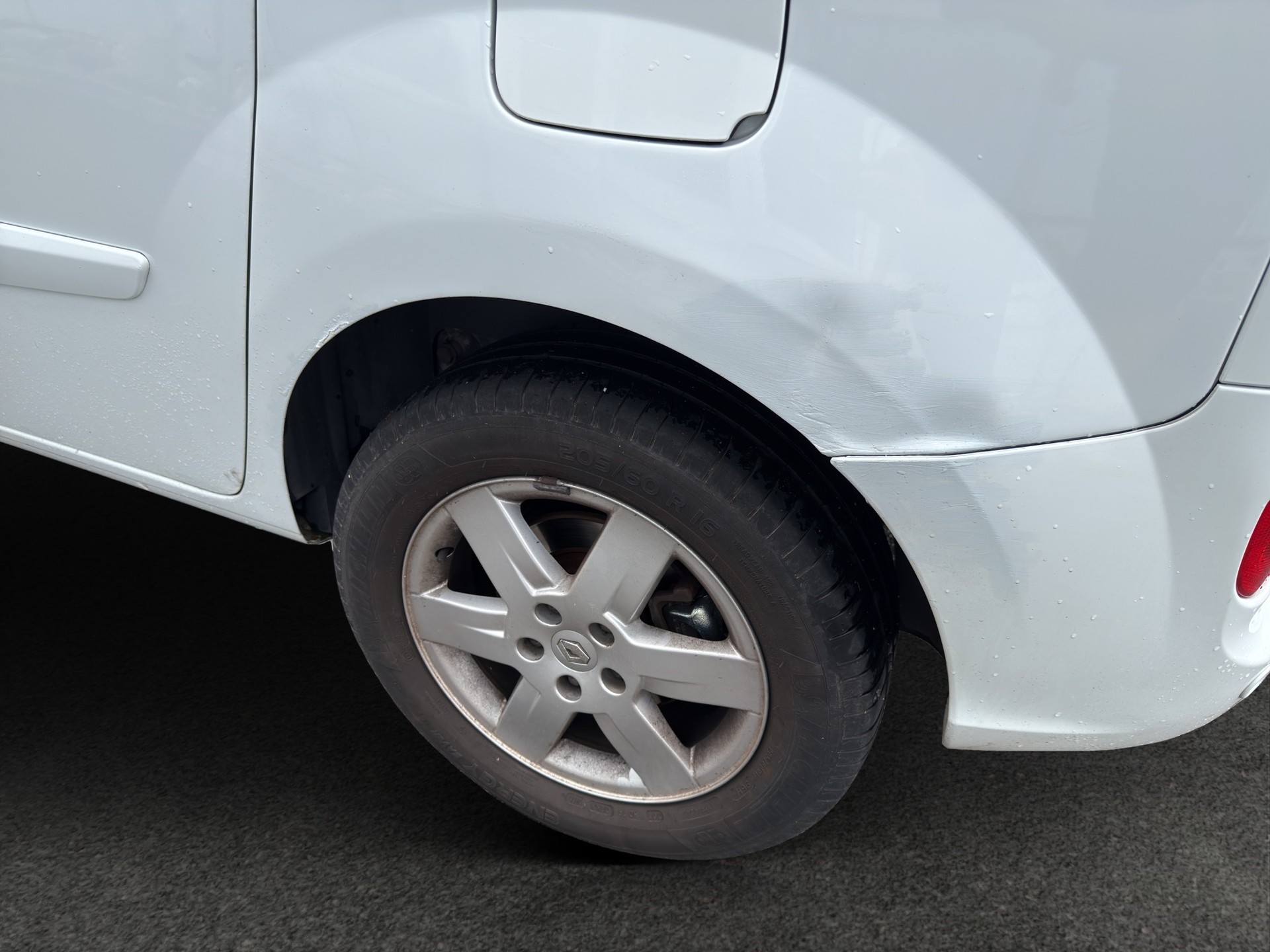 RENAULT Kangoo 1.6 16V Expression-image-14