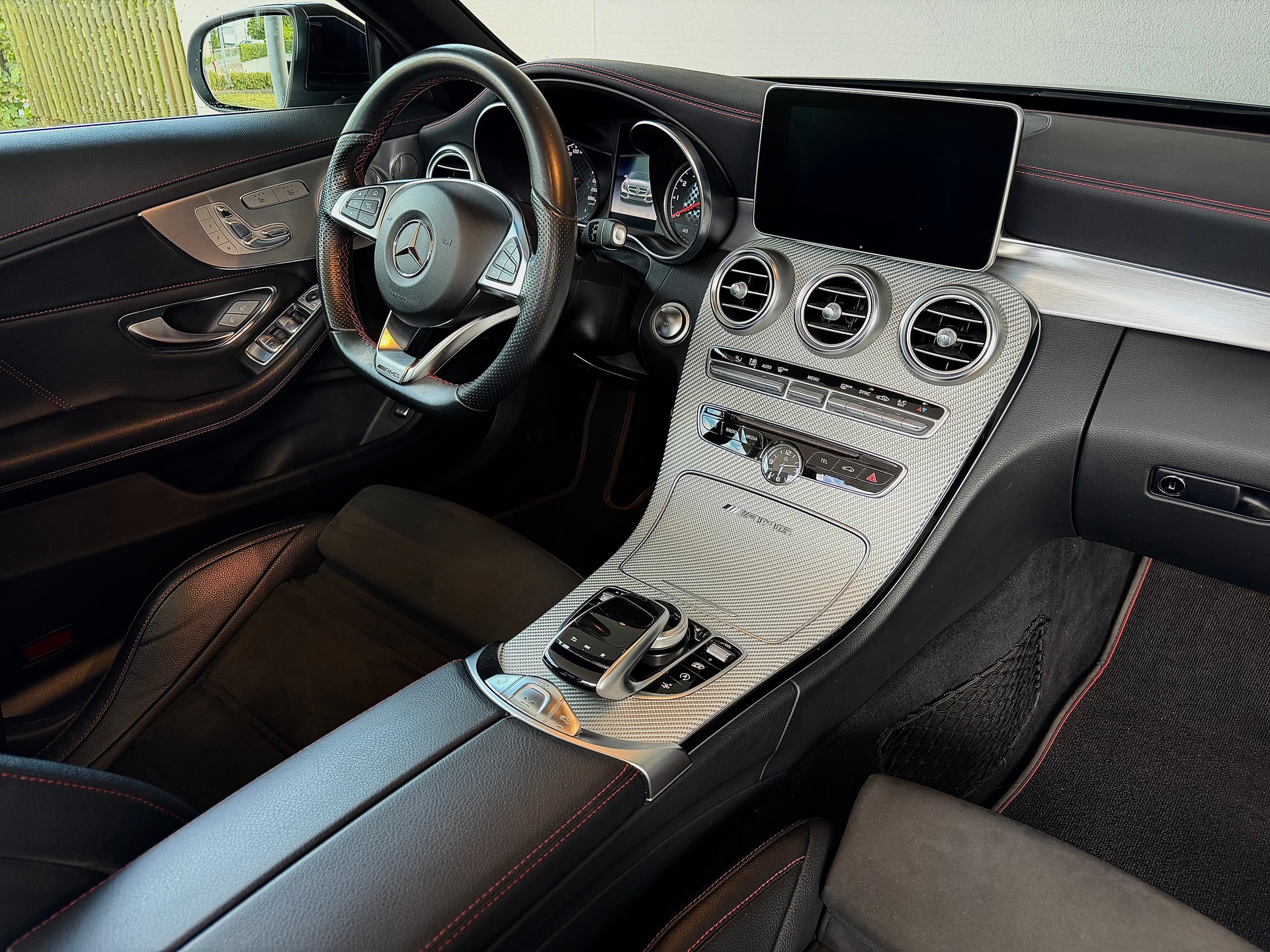 MERCEDES-BENZ C 43 AMG 4matic-image-6