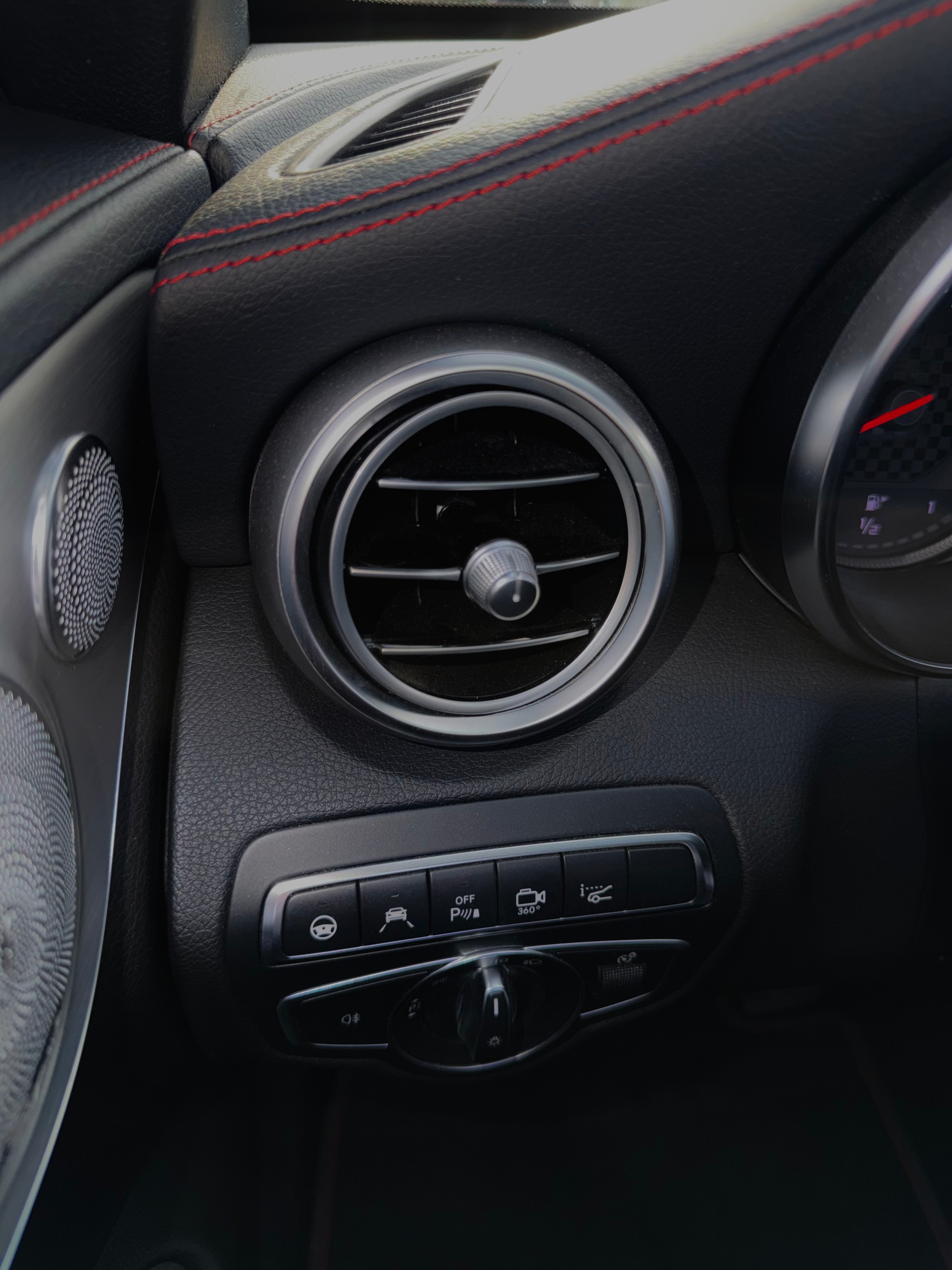 MERCEDES-BENZ C 43 AMG 4matic-image-11