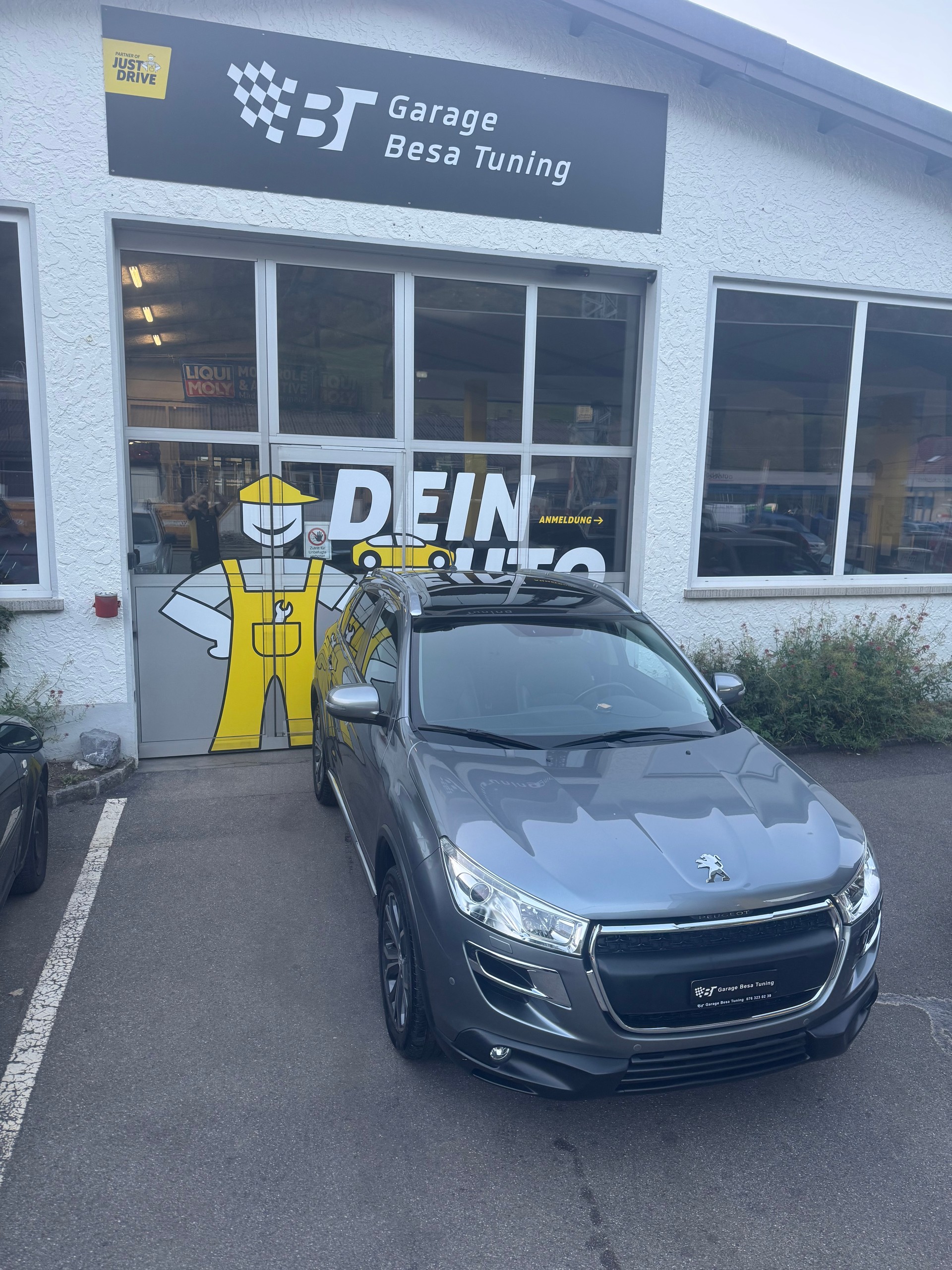 PEUGEOT 4008 1.8 HDi Allure 4WD-showroom-element-3
