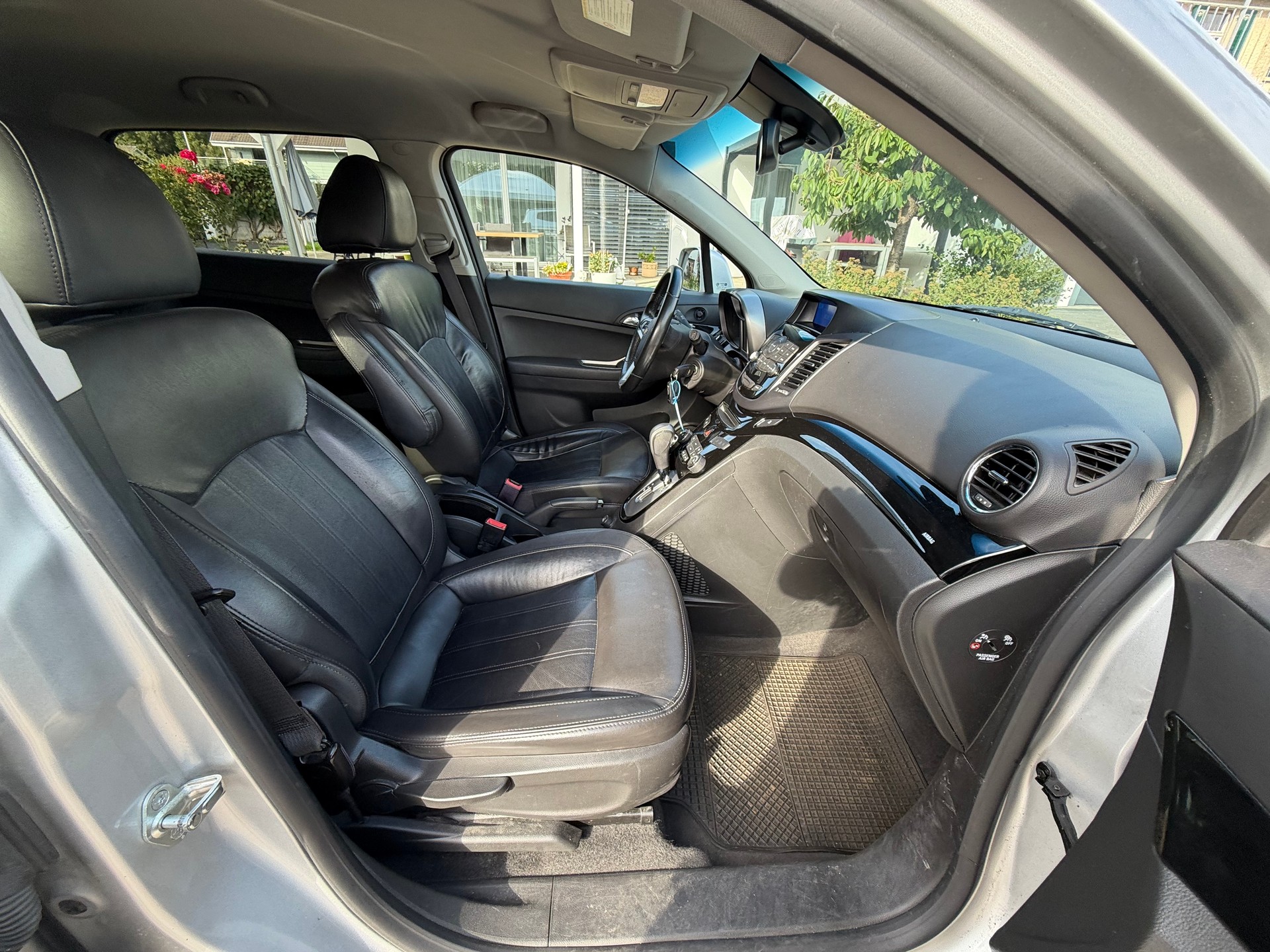 CHEVROLET Orlando 2.0 VCDi LT Automatic-image-10