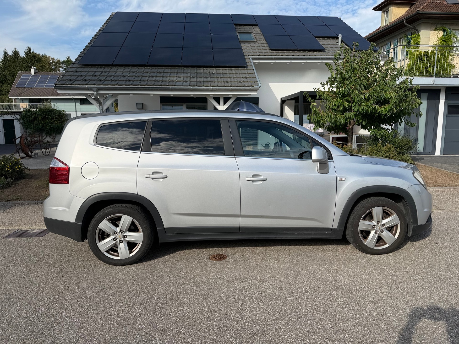 CHEVROLET Orlando 2.0 VCDi LT Automatic-image-4