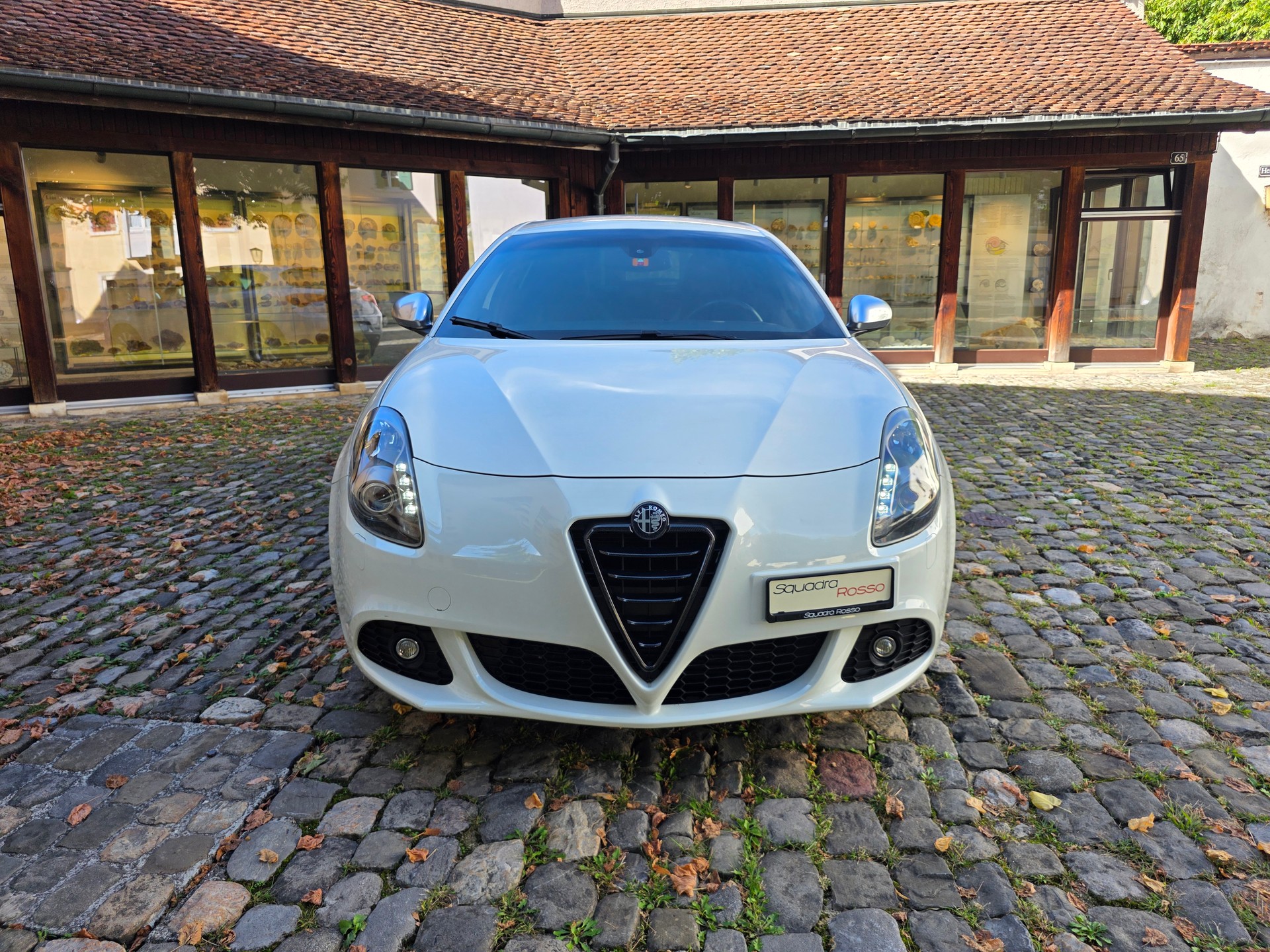 ALFA ROMEO Giulietta 1750 TBi Quadrifoglio Verde-image-2