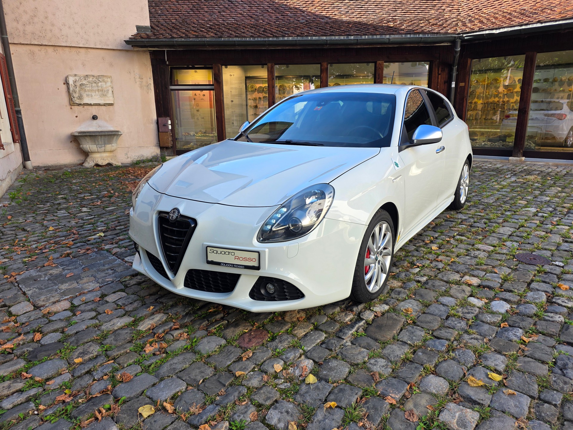 ALFA ROMEO Giulietta 1750 TBi Quadrifoglio Verde-image-3