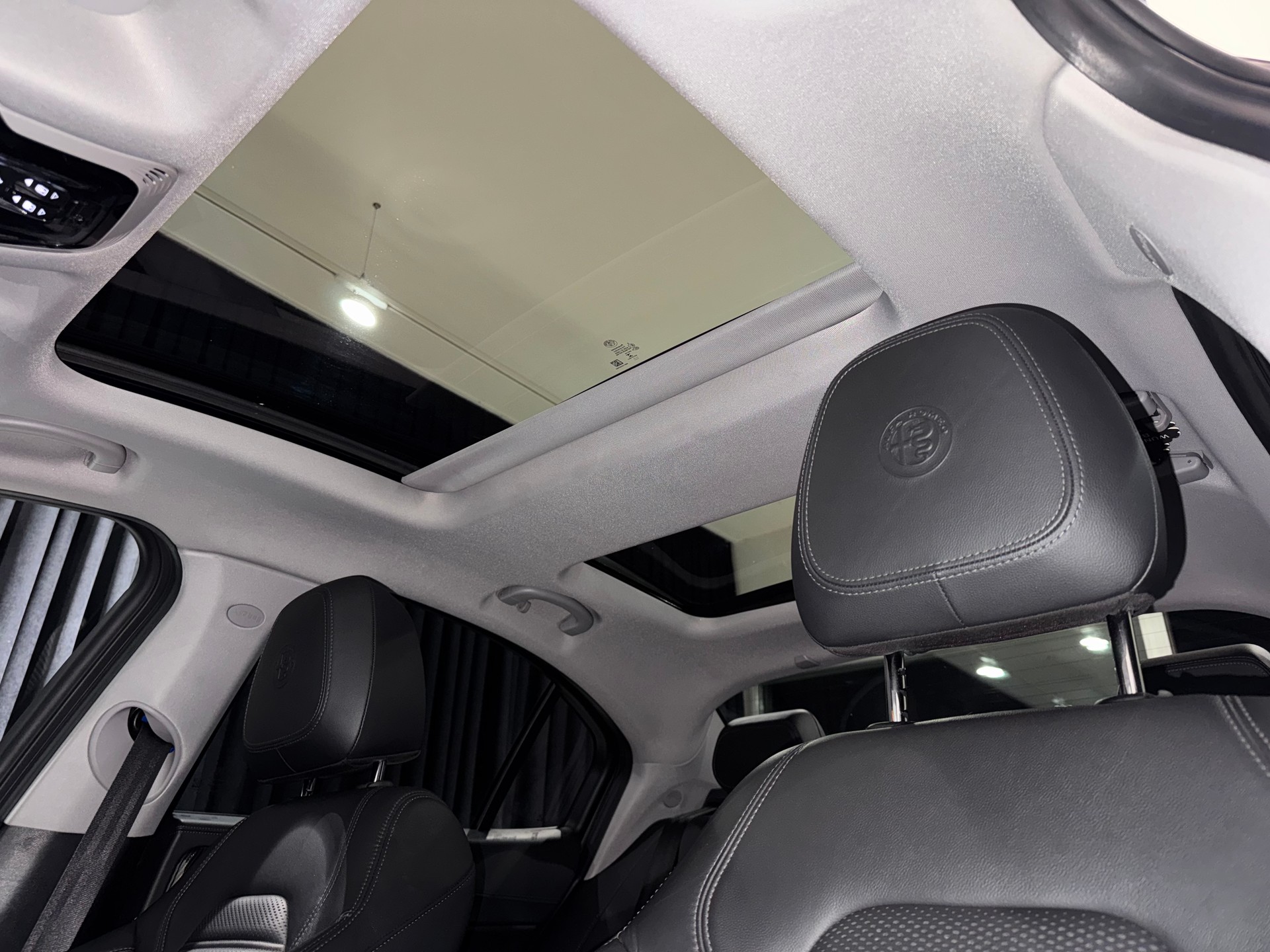 ALFA ROMEO Giulia 2.0 Veloce Q4 Automatic | CH |-image-19