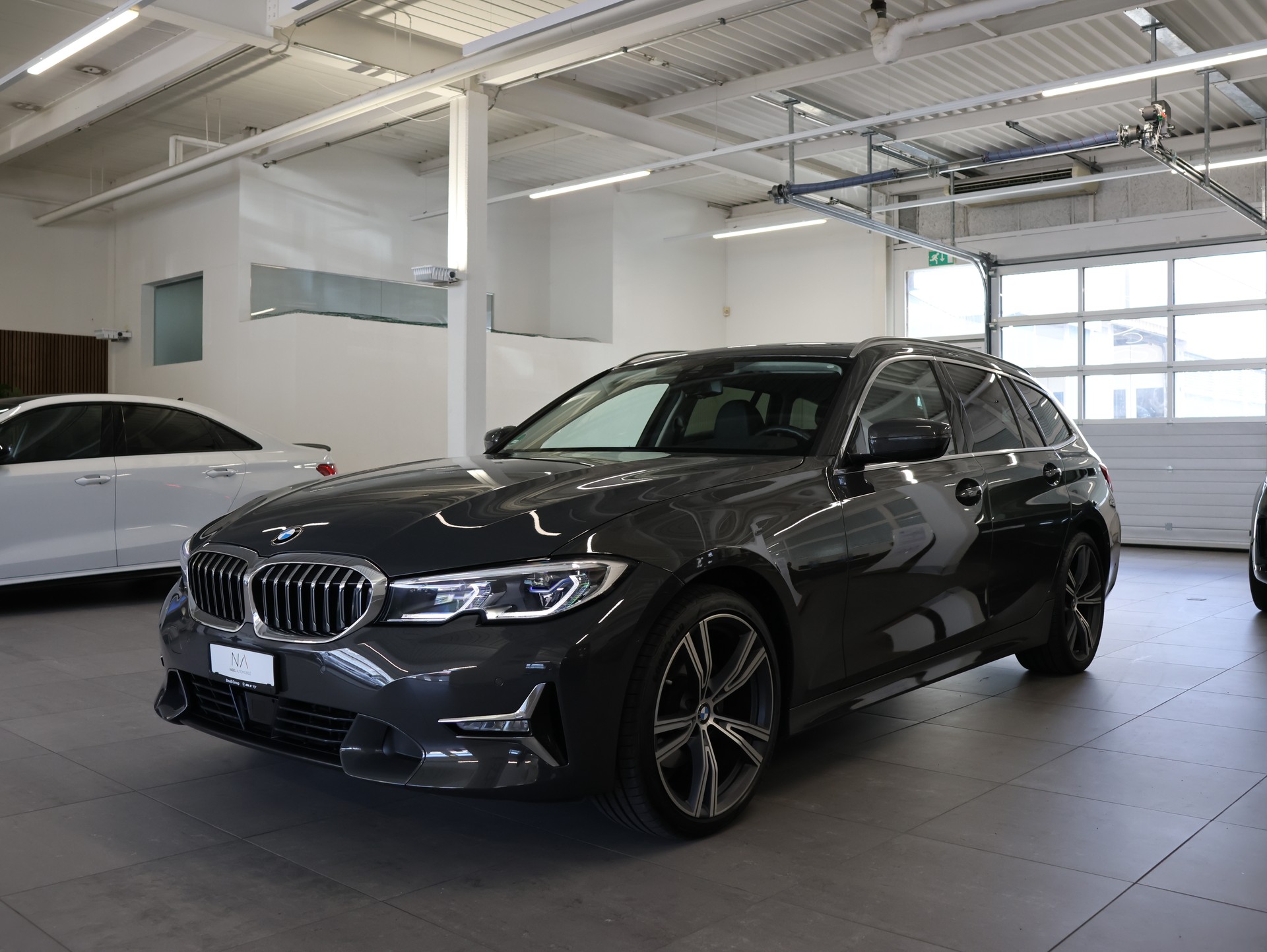 BMW 320d xDrive 48V Touring Luxury Line Steptronic * DRAVIT-GRAU LACKIERUNG*-image-5