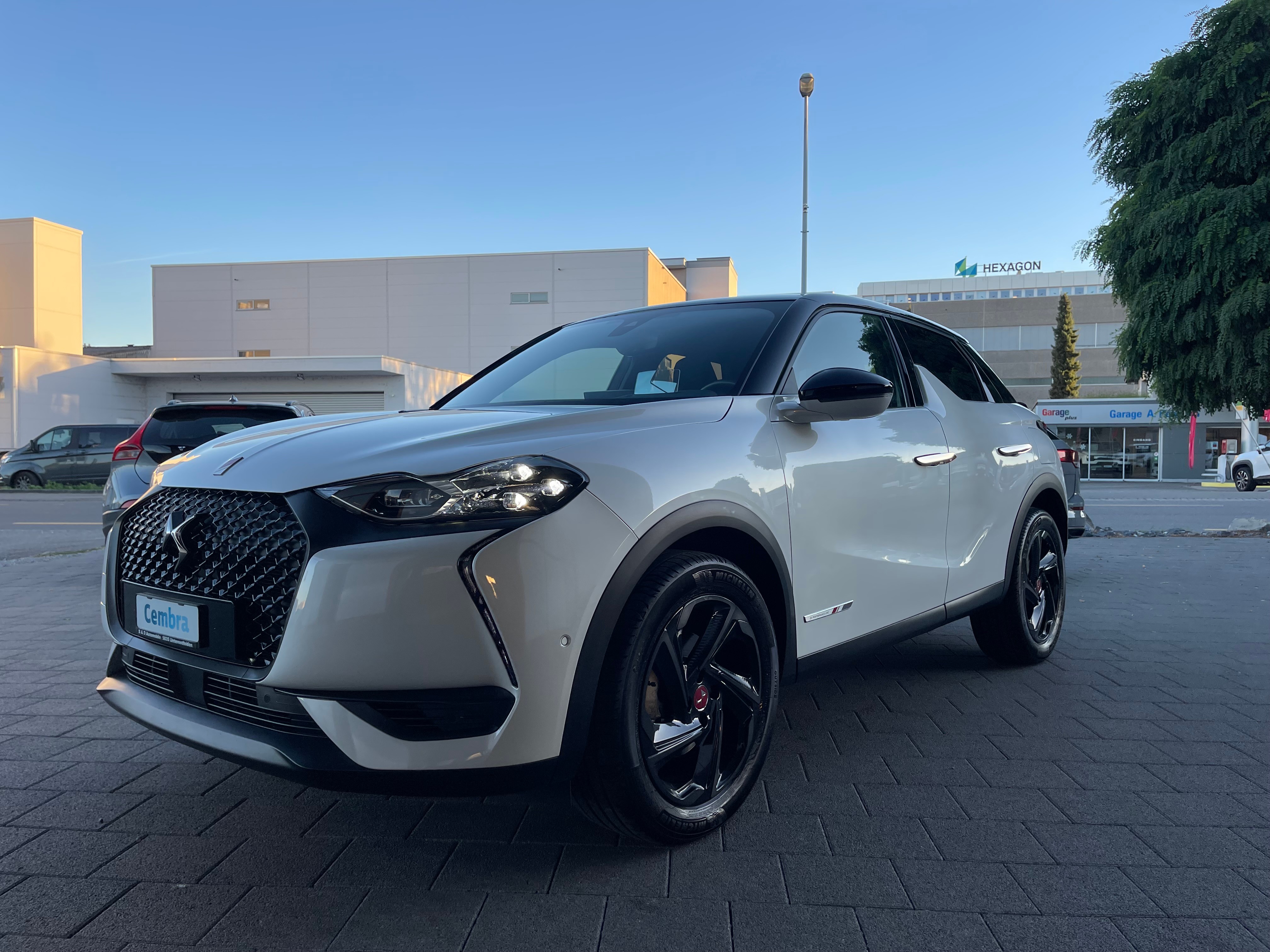 Car photo