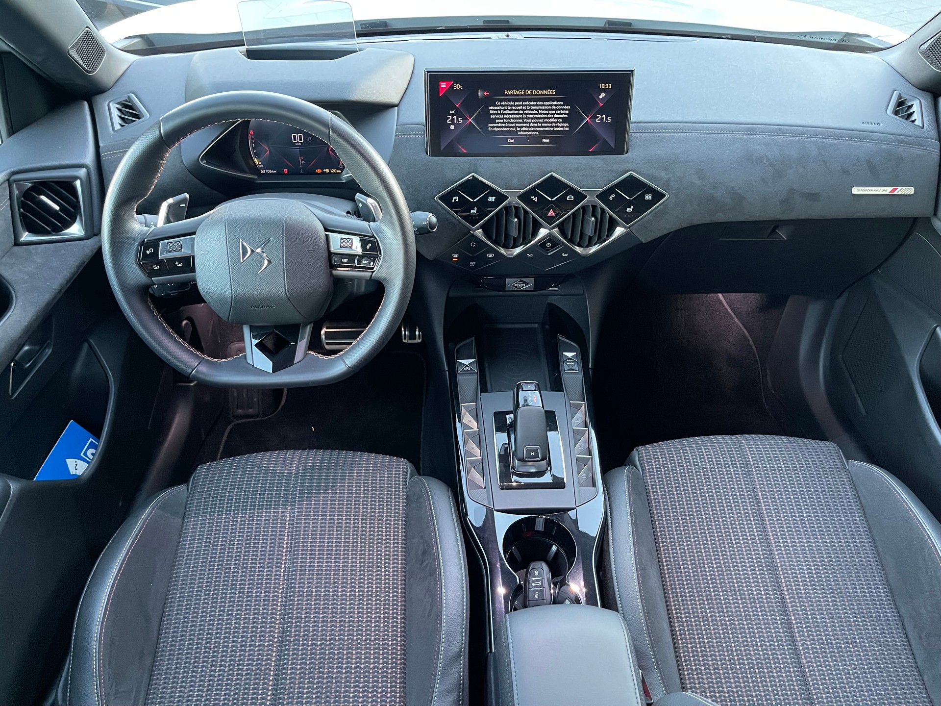 DS AUTOMOBILES DS 3 Crossback 1.5 BlueHDi Performance Line EAT8-image-12
