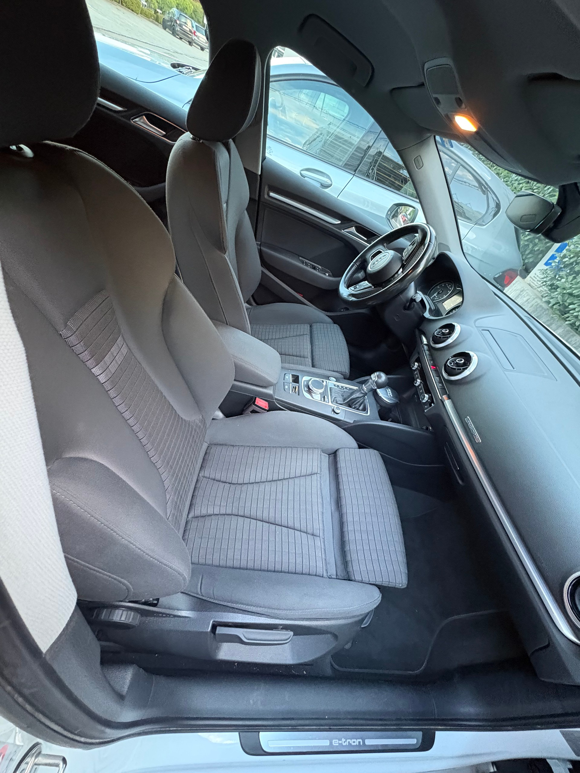 AUDI 1.4 T FSI e-tron Sport S-Tr.-image-4