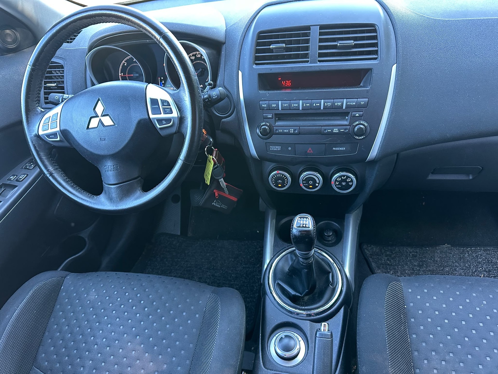 MITSUBISHI ASX 1.8 DID Invite 4WD-image-8