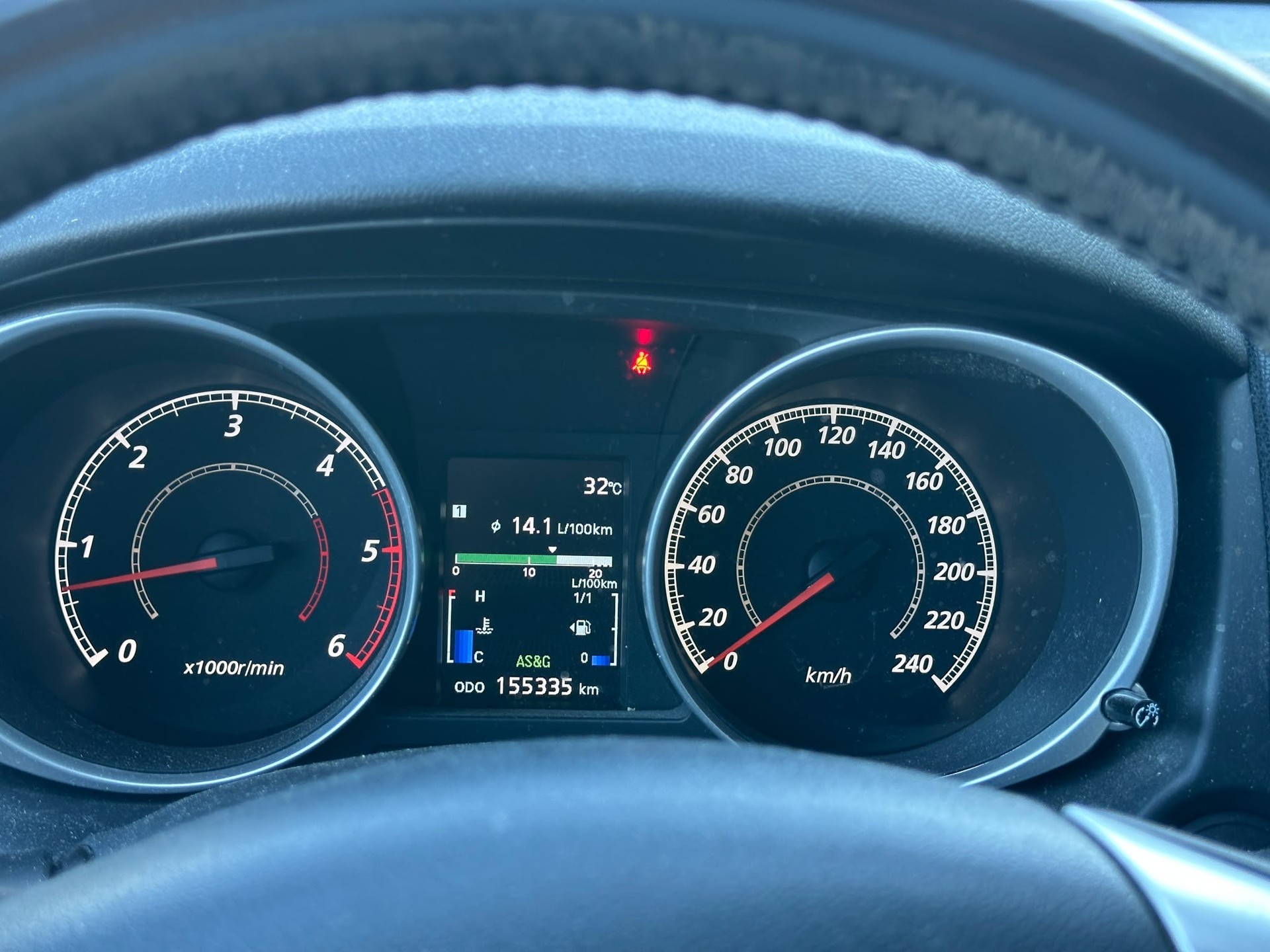 MITSUBISHI ASX 1.8 DID Invite 4WD-image-6