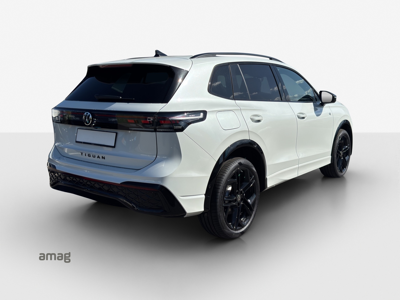 VW Tiguan 1.5 TSI evo2 eHybrid R-Line DSG-image-4