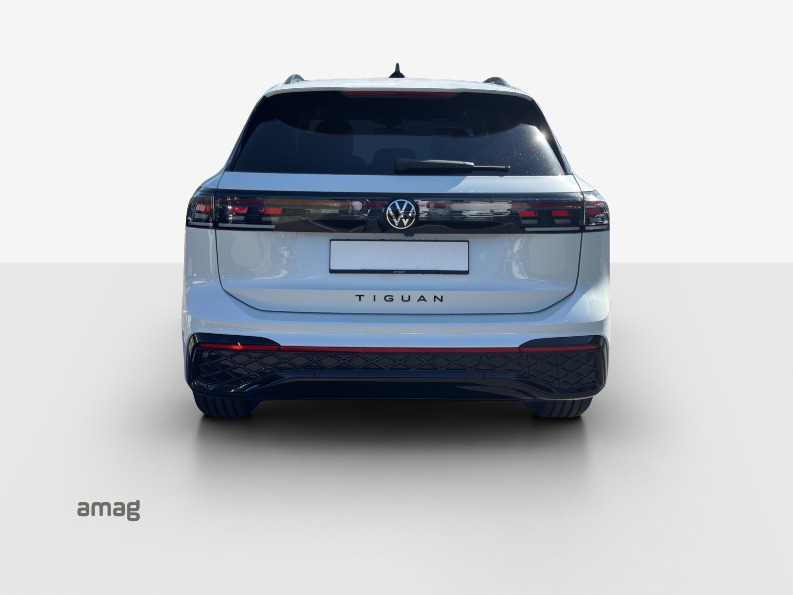 VW Tiguan 1.5 TSI evo2 eHybrid R-Line DSG-image-3