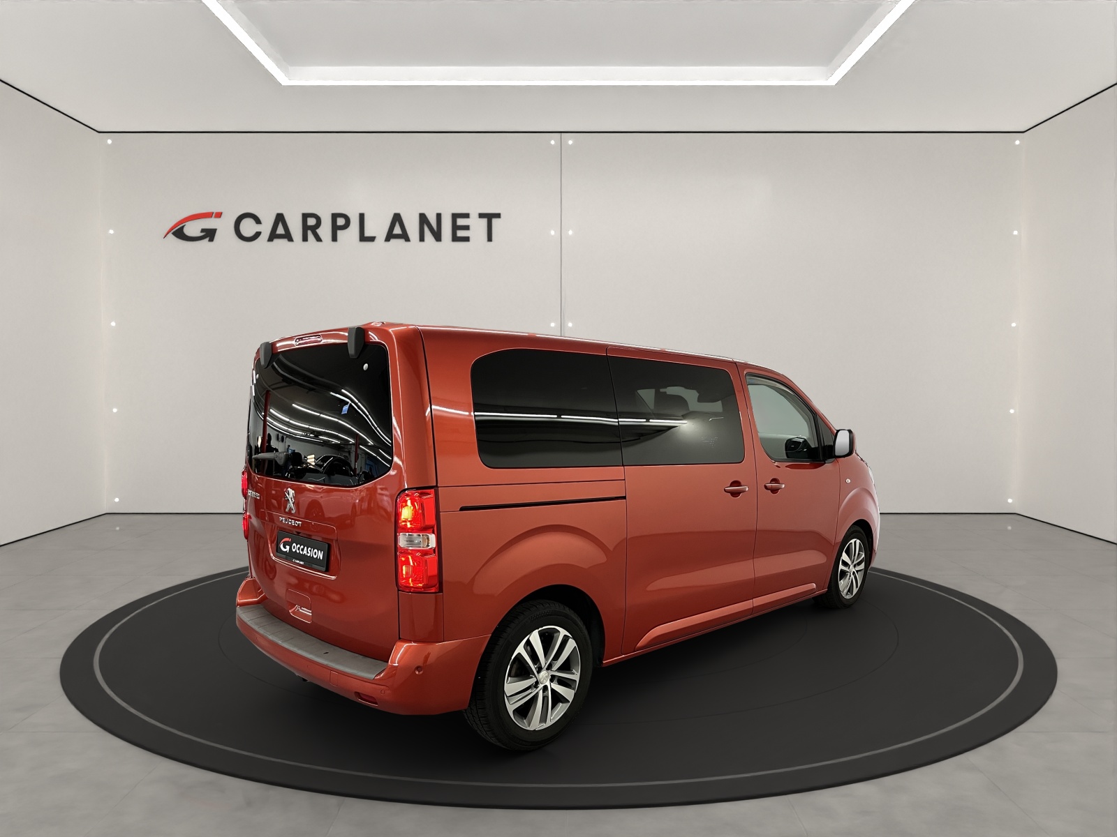 PEUGEOT Traveller Standard 2.0 BlueHDi 180 Business S/S-image-4