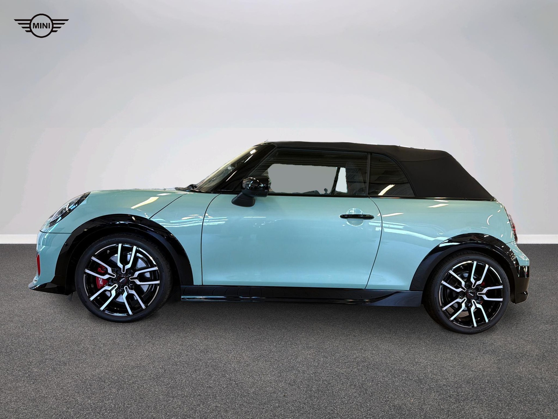 MINI John Cooper Works Cabrio-showroom-element-1