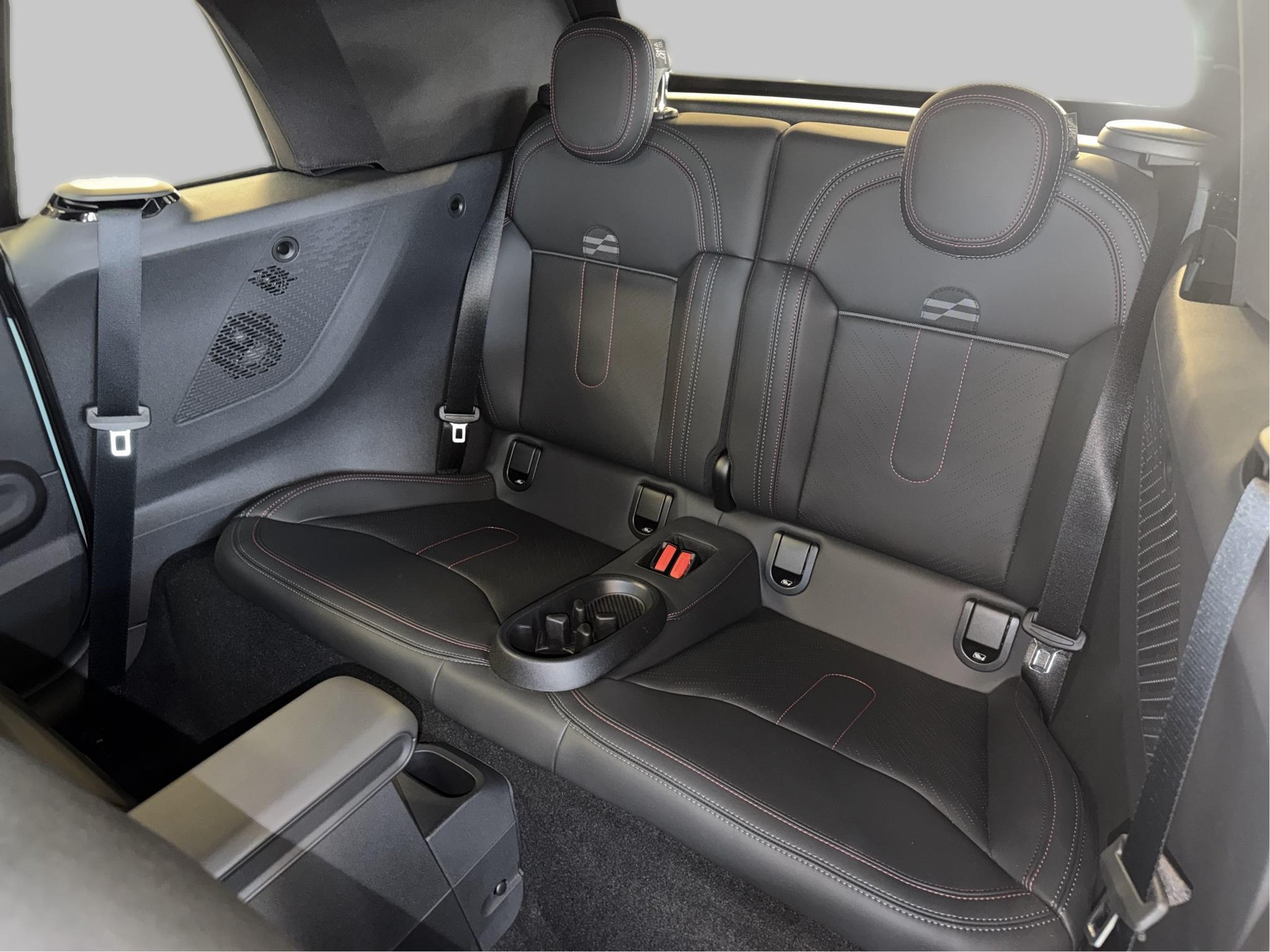 MINI John Cooper Works Cabrio-image-16