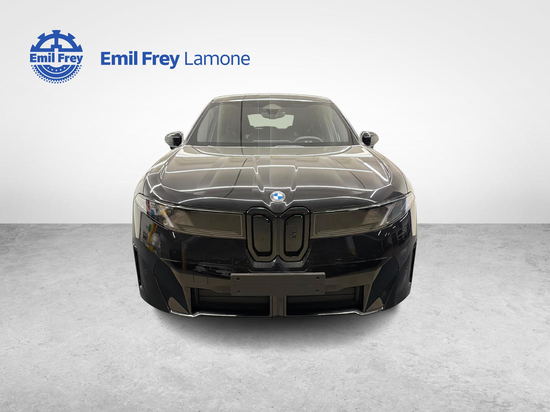 BMW iX3 50 xDrive-image-7