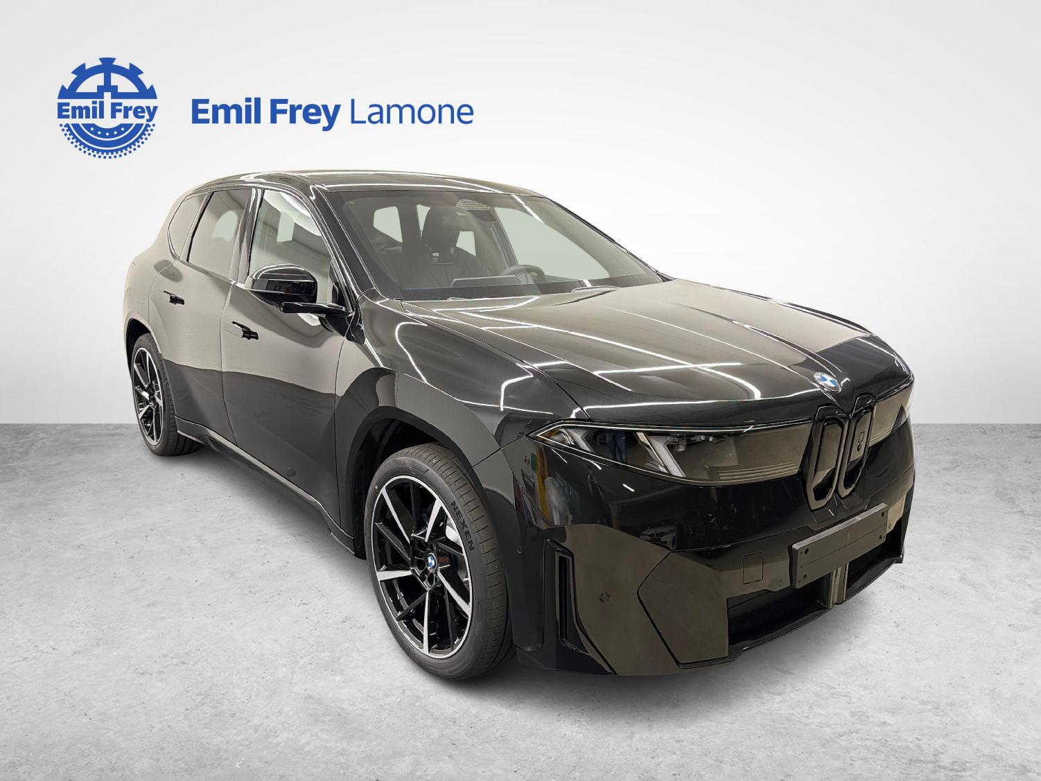 BMW iX3 50 xDrive-image-6